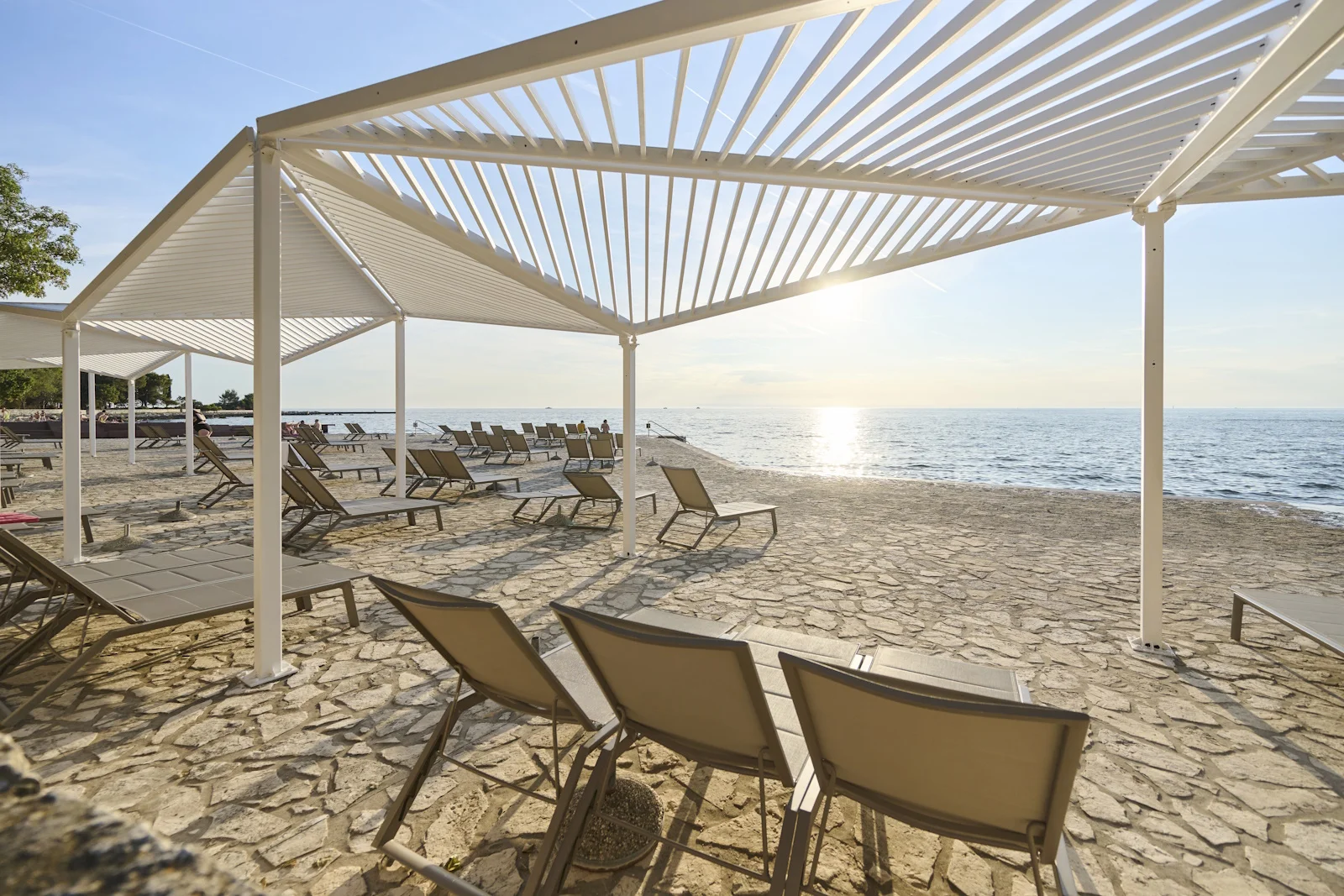 Nově zrekonstruovaný 4* hotel v Umagu přímo u moře: snídaně či polopenze a wellness