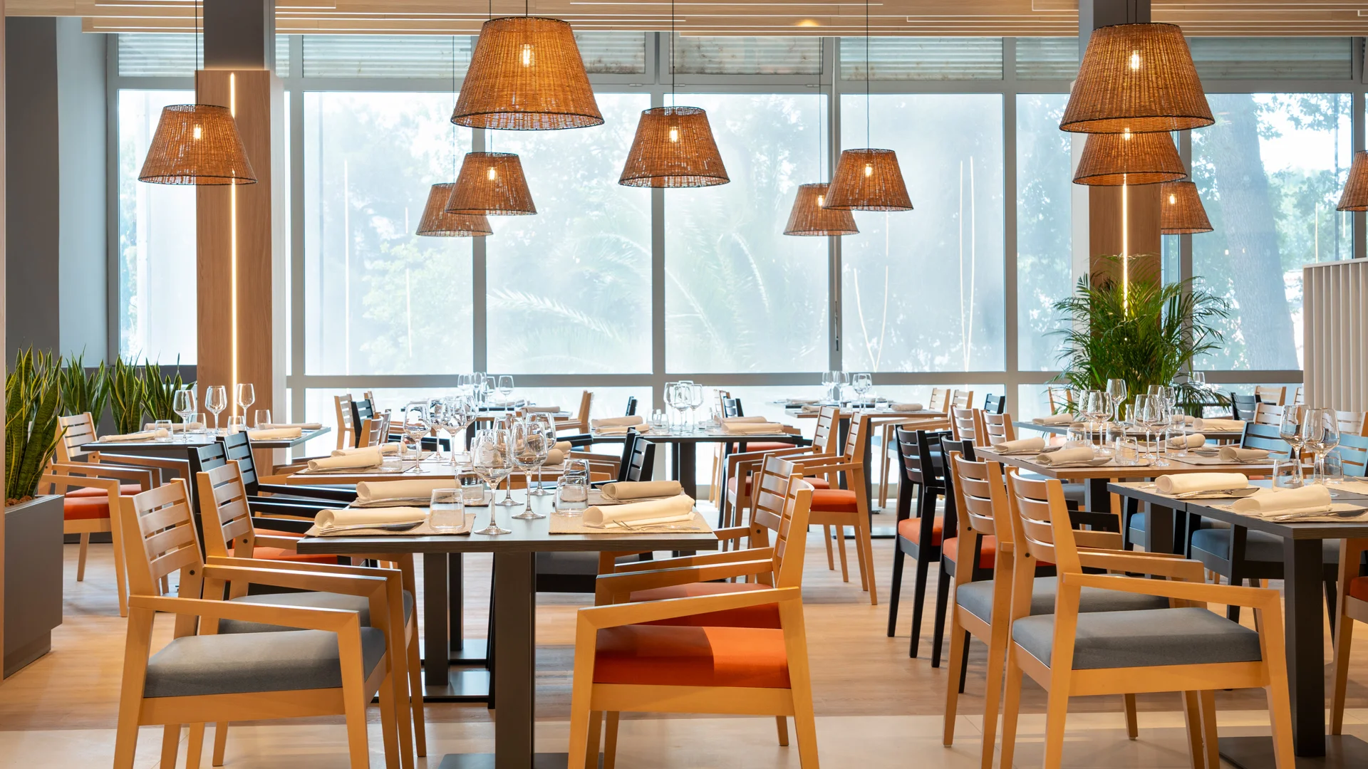 Nově zrekonstruovaný 4* hotel v Umagu přímo u moře: snídaně či polopenze a wellness