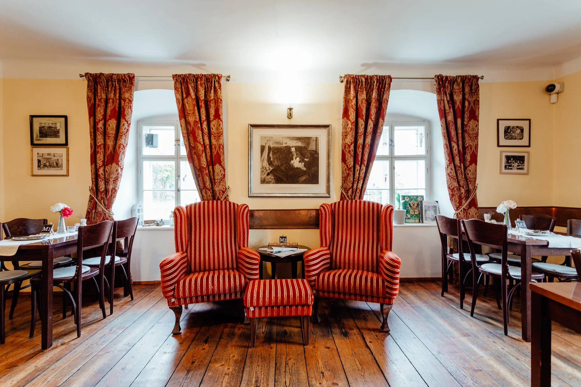 Elegantní nově zrekonstruované pokoje a apartmány v klidné části centra Banské Štiavnice