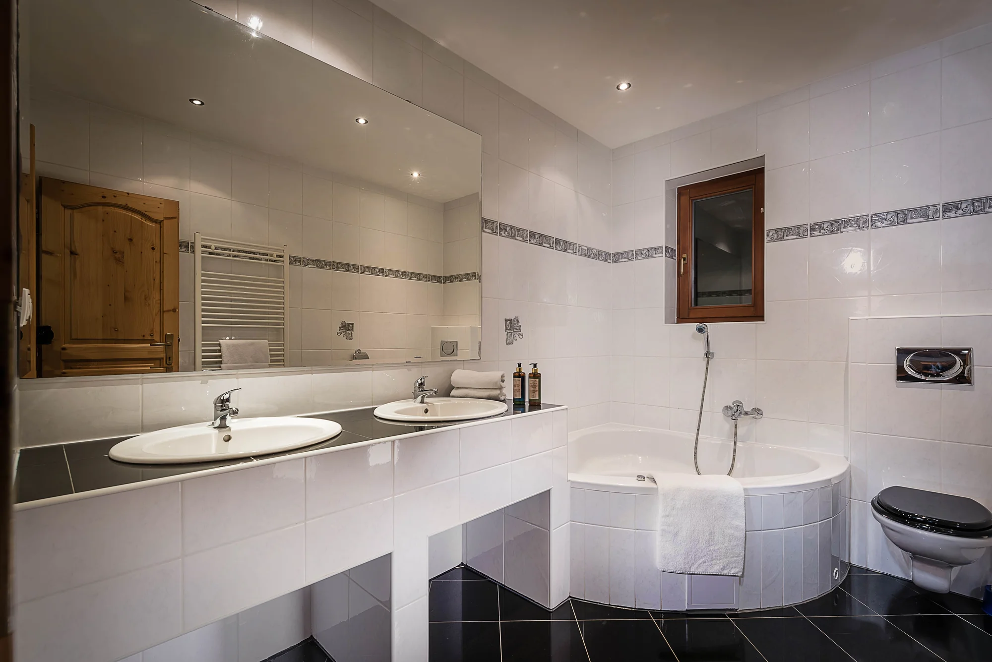 Belianské Tatry: chata ve Ždiaru až pro 10 osob s krbem i kuchyní