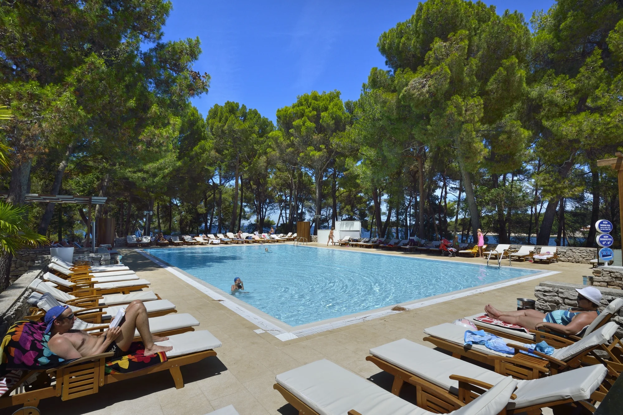 Poreč: pobyt ve 4* hotelu se stravou, bazénem a bohatým animačním programem