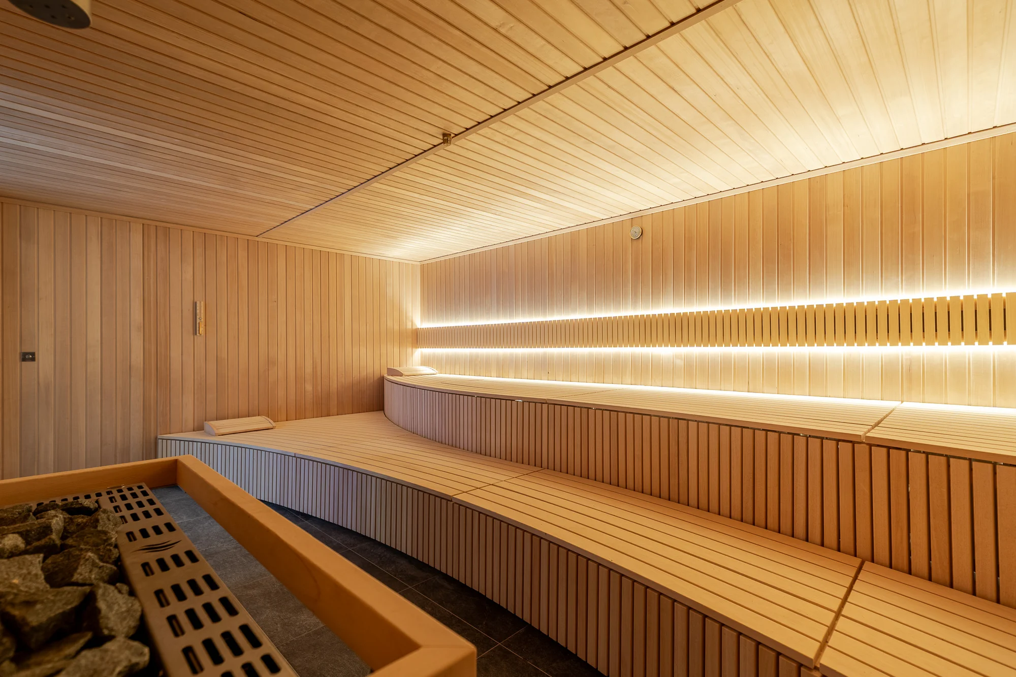 Dovolená s dětmi u Baltu: polopenze, vnitřní bazén a sauny, hřiště a herna