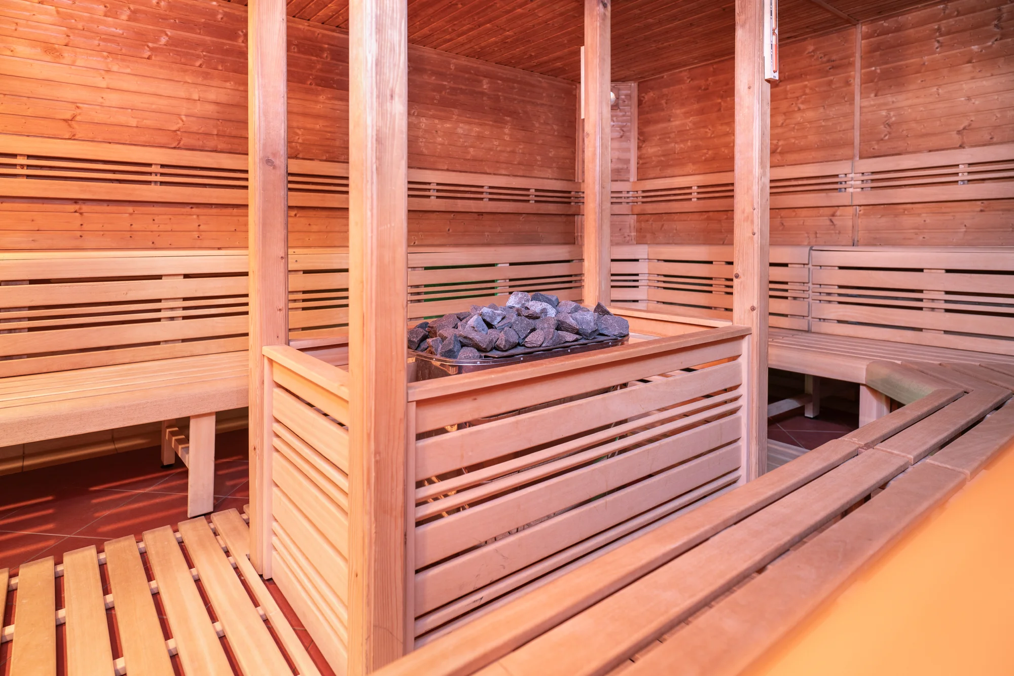 Relax v centru Brna: vstup do Lázní Rašínova pro 2 osoby