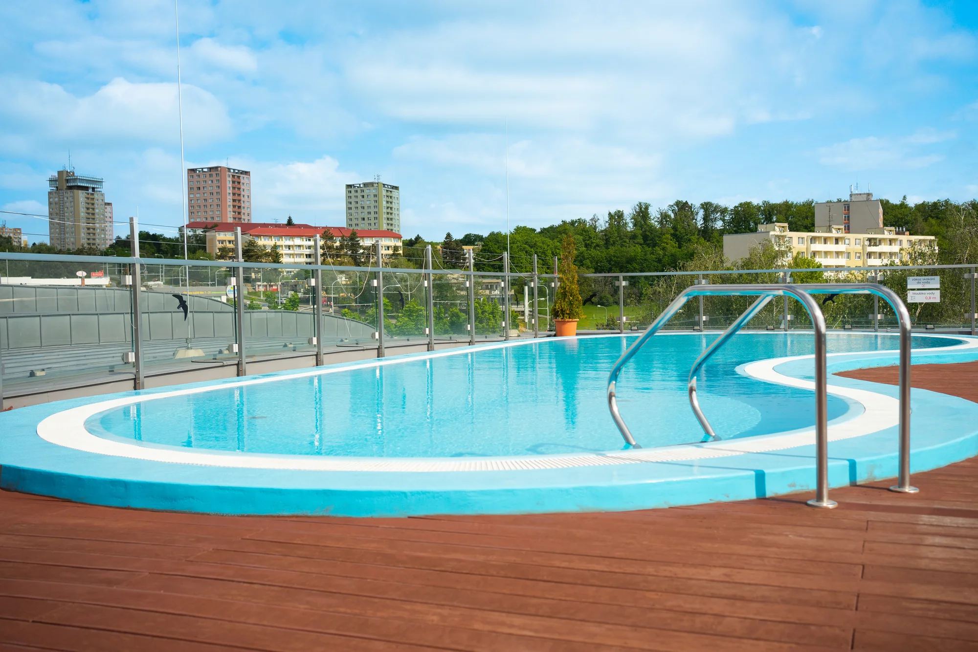 Víkendové vodní radovánky: neomezený vstup do aquaparku Kohoutovice v Brně pro dva i rodinu