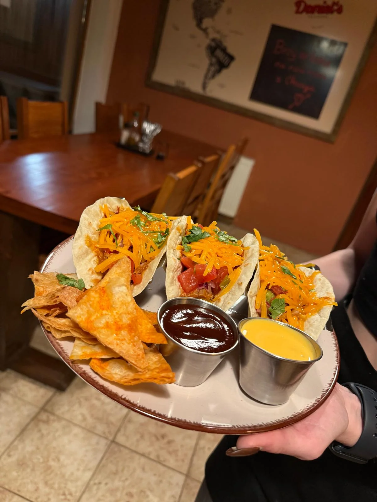 Otevřené vouchery do Daniel's Pub & Burger: 250 až 1000 Kč na burgery, pizzu, tortily i nápoje