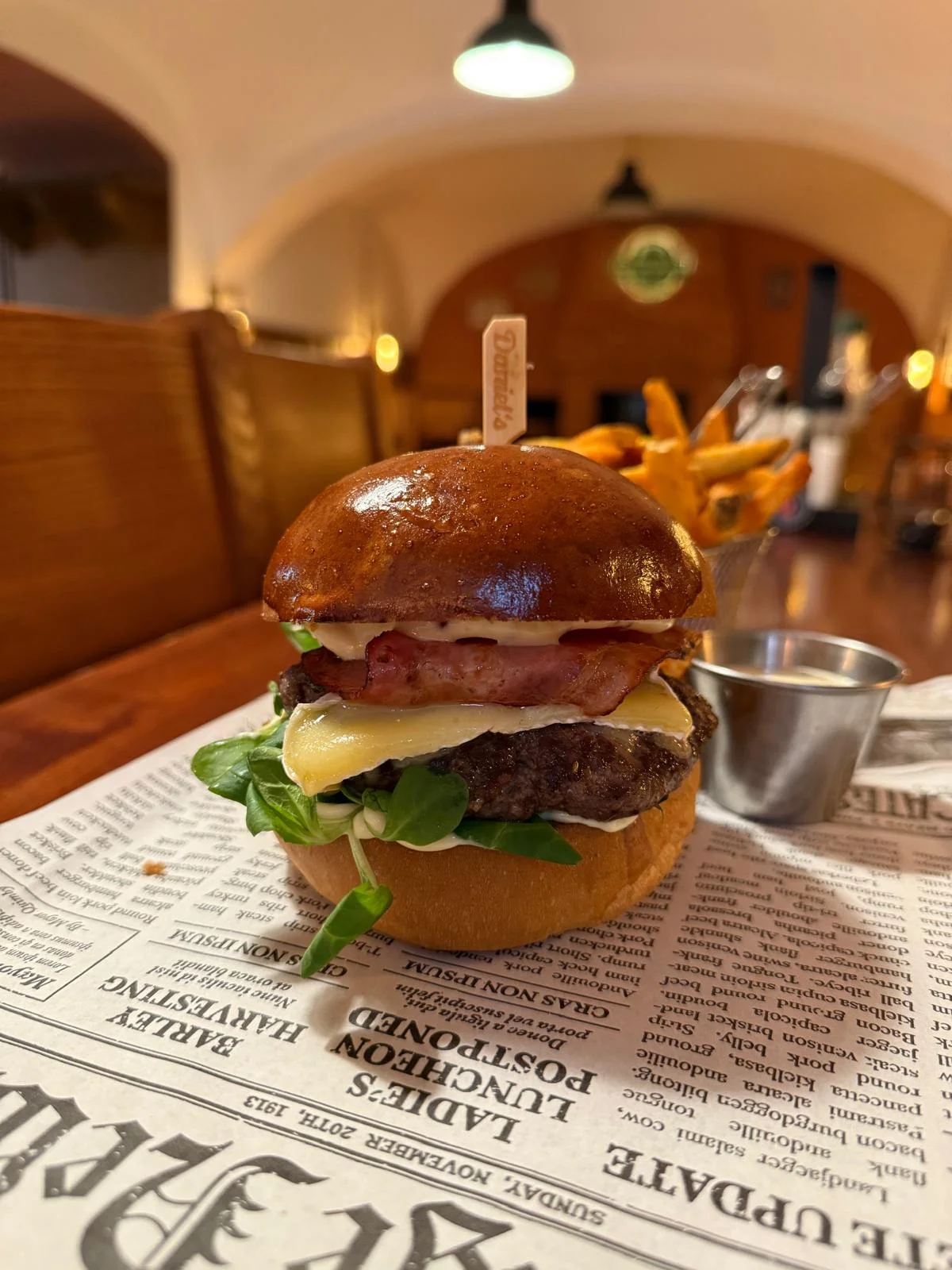 Otevřené vouchery do Daniel's Pub & Burger: 250 až 1000 Kč na burgery, pizzu, tortily i nápoje