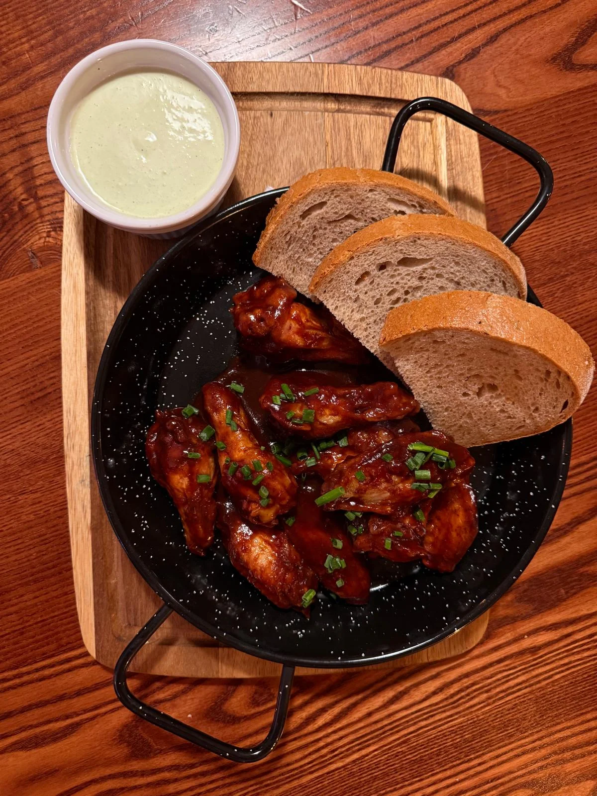 Otevřené vouchery do Daniel's Pub & Burger: 250 až 1000 Kč na burgery, pizzu, tortily i nápoje