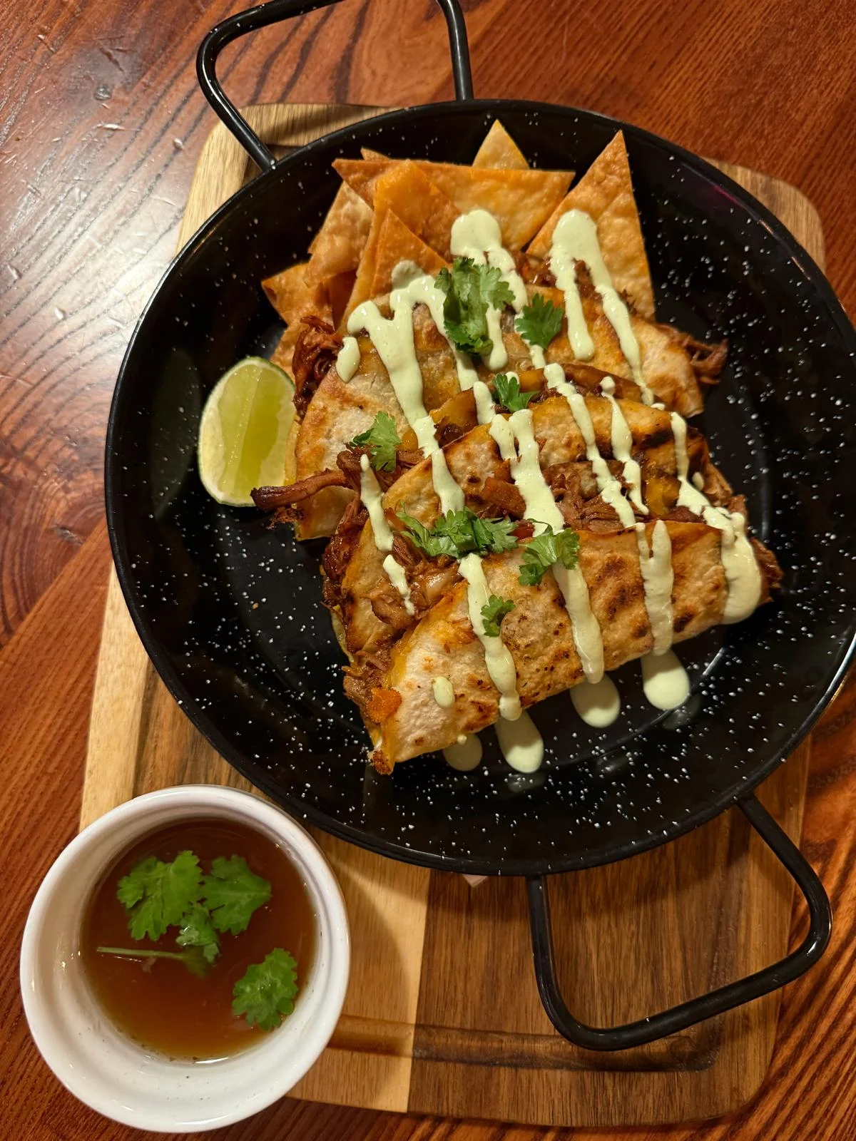 Otevřené vouchery do Daniel's Pub & Burger: 250 až 1000 Kč na burgery, pizzu, tortily i nápoje