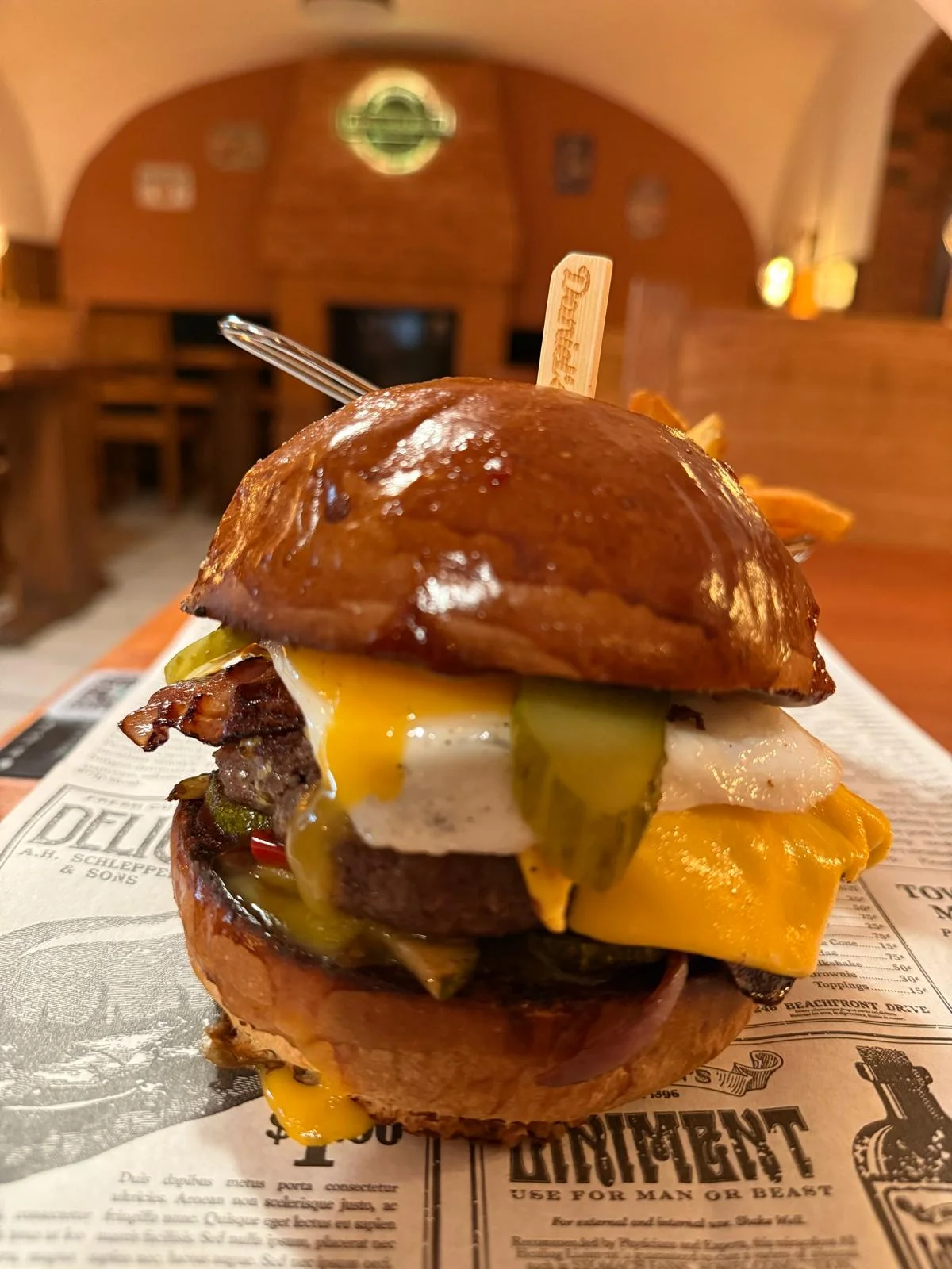 Otevřené vouchery do Daniel's Pub & Burger: 250 až 1000 Kč na burgery, pizzu, tortily i nápoje