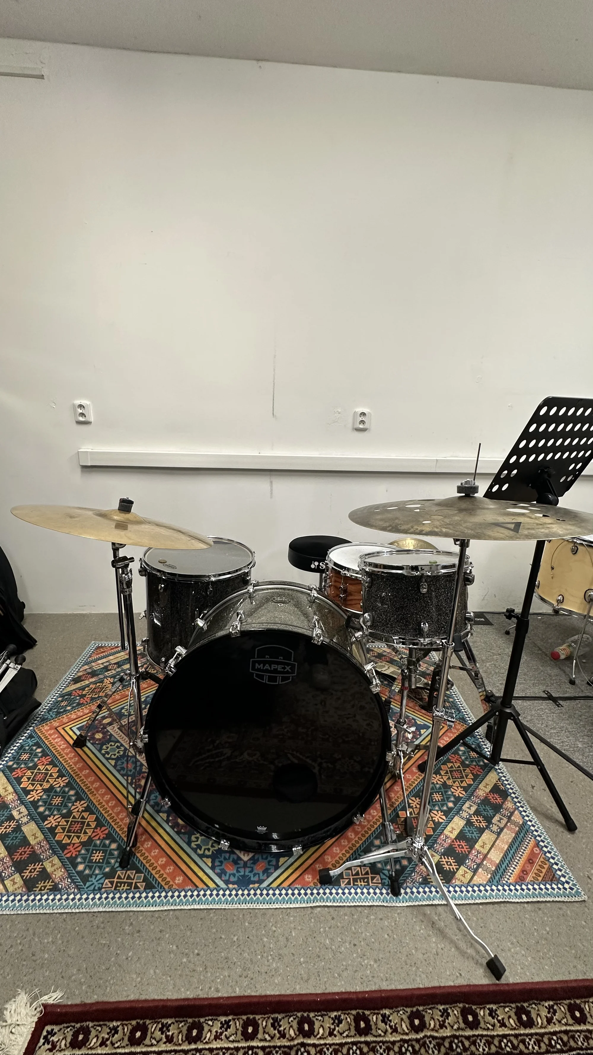 Bubenická škola: 3 nebo 5 hodinových lekcí na bicí soupravu