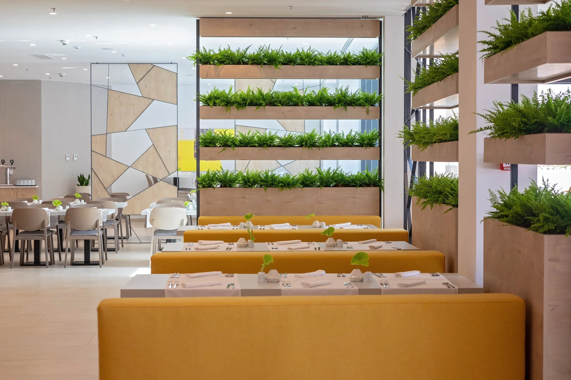 Hotel na Istrii 100 m od pláže: strava, aquapark, wellness, animace i 2 děti zdarma