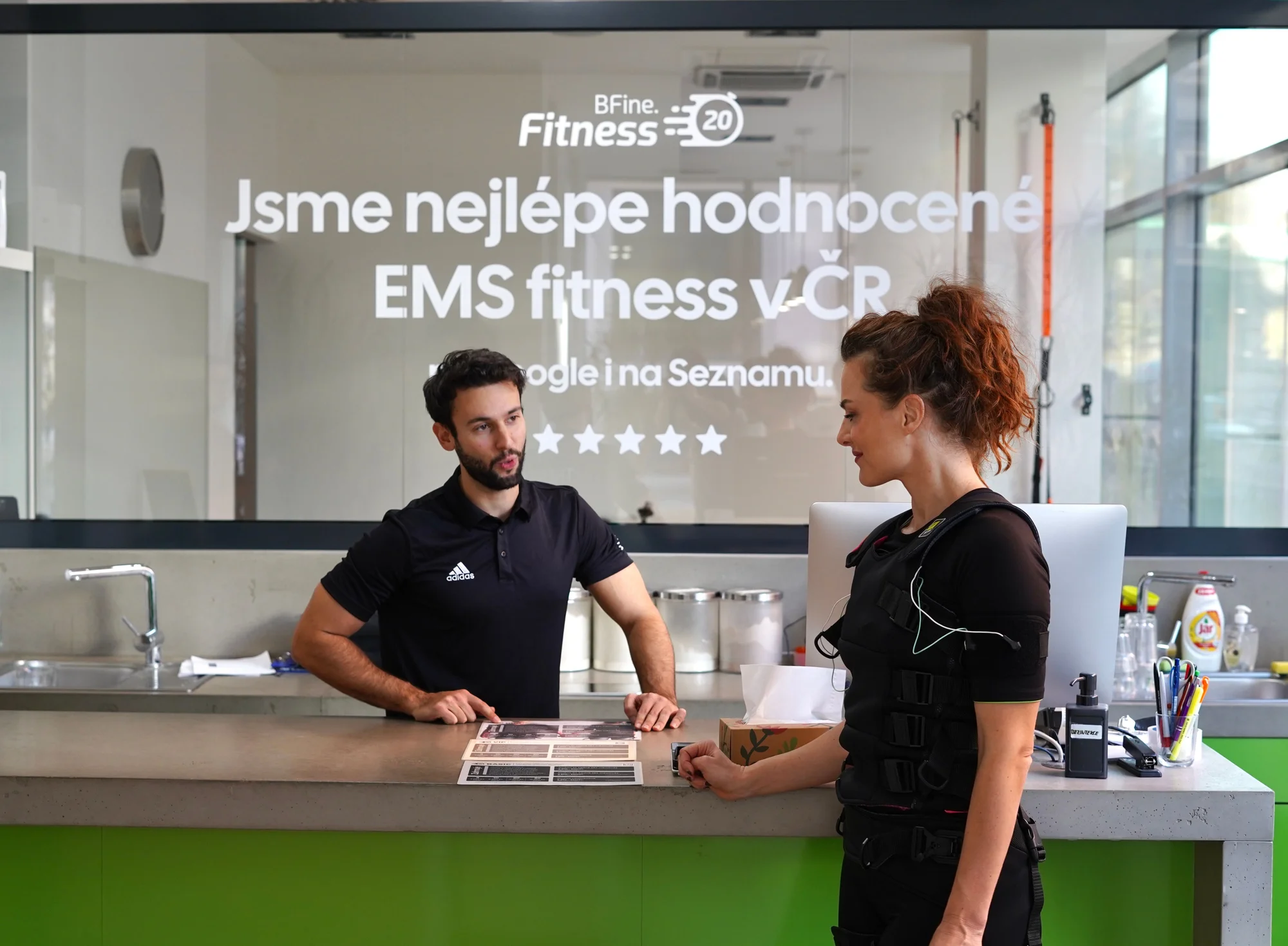 Návrat do formy: EMS trénink s osobním trenérem, 20 minut nebo permanentka