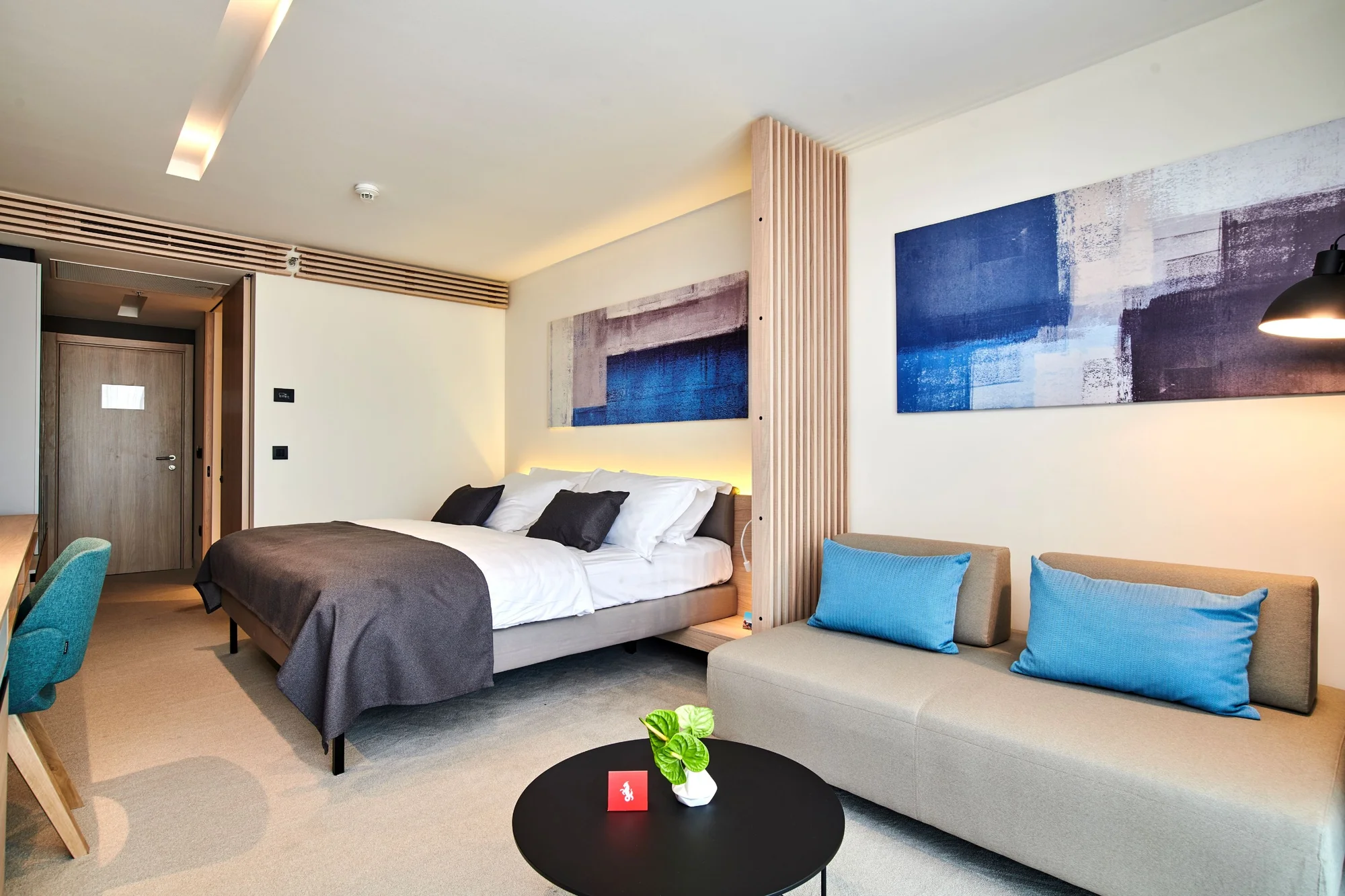 Hotel na Istrii 100 m od pláže: strava, aquapark, wellness, animace i 2 děti zdarma