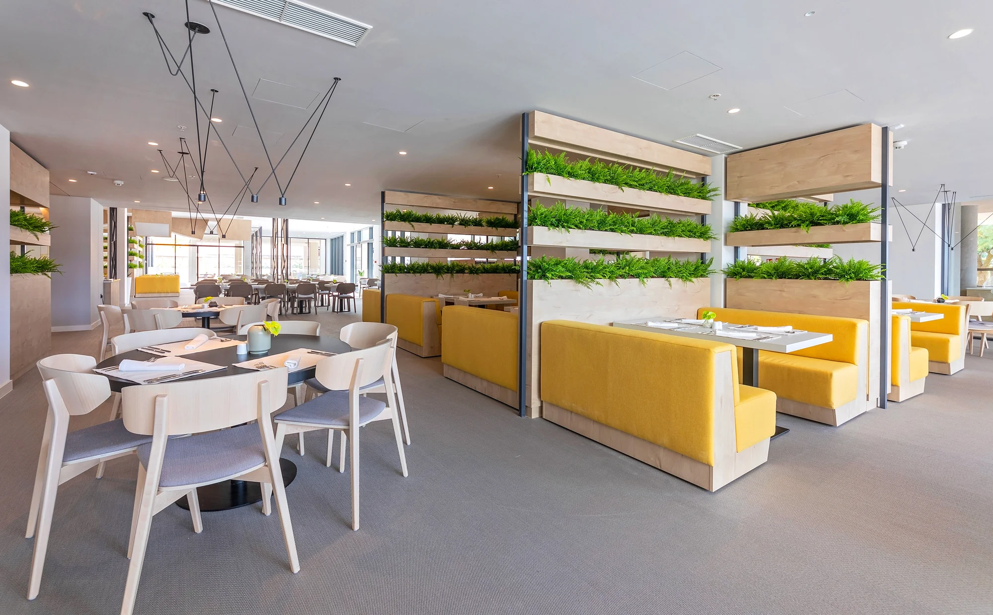 Hotel na Istrii 100 m od pláže: strava, aquapark, wellness, animace i 2 děti zdarma