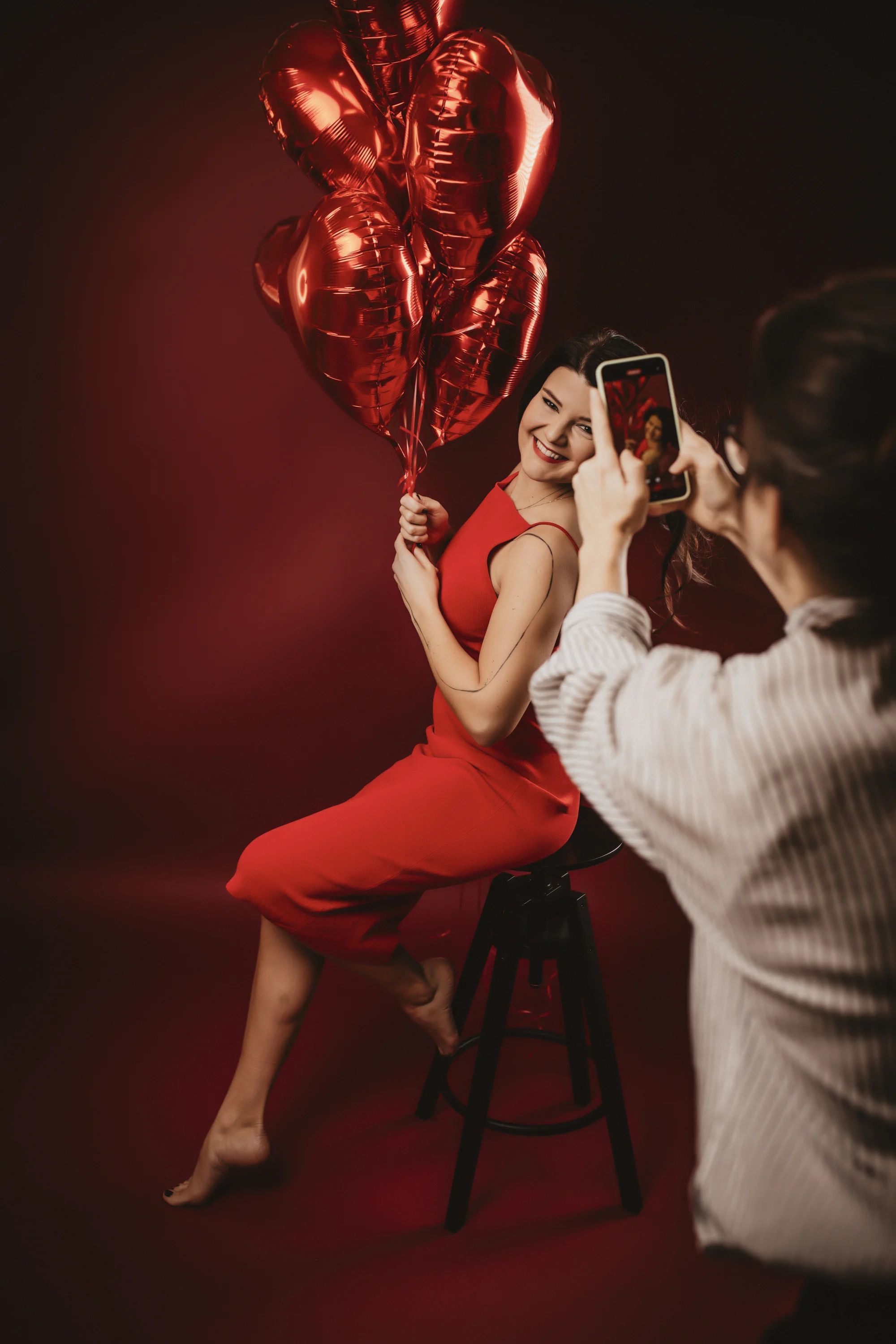 Valentýnské focení v ateliéru, vč. varianty s líčením a účesem (45–⁠⁠⁠⁠⁠⁠120 minut)