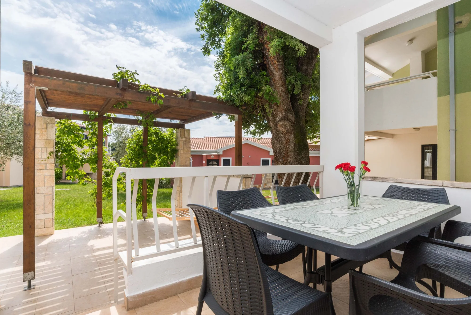 Umag: pobyt ve 4* rodinných apartmánech, vč. stravy a animačního programu, 120 m od pláže