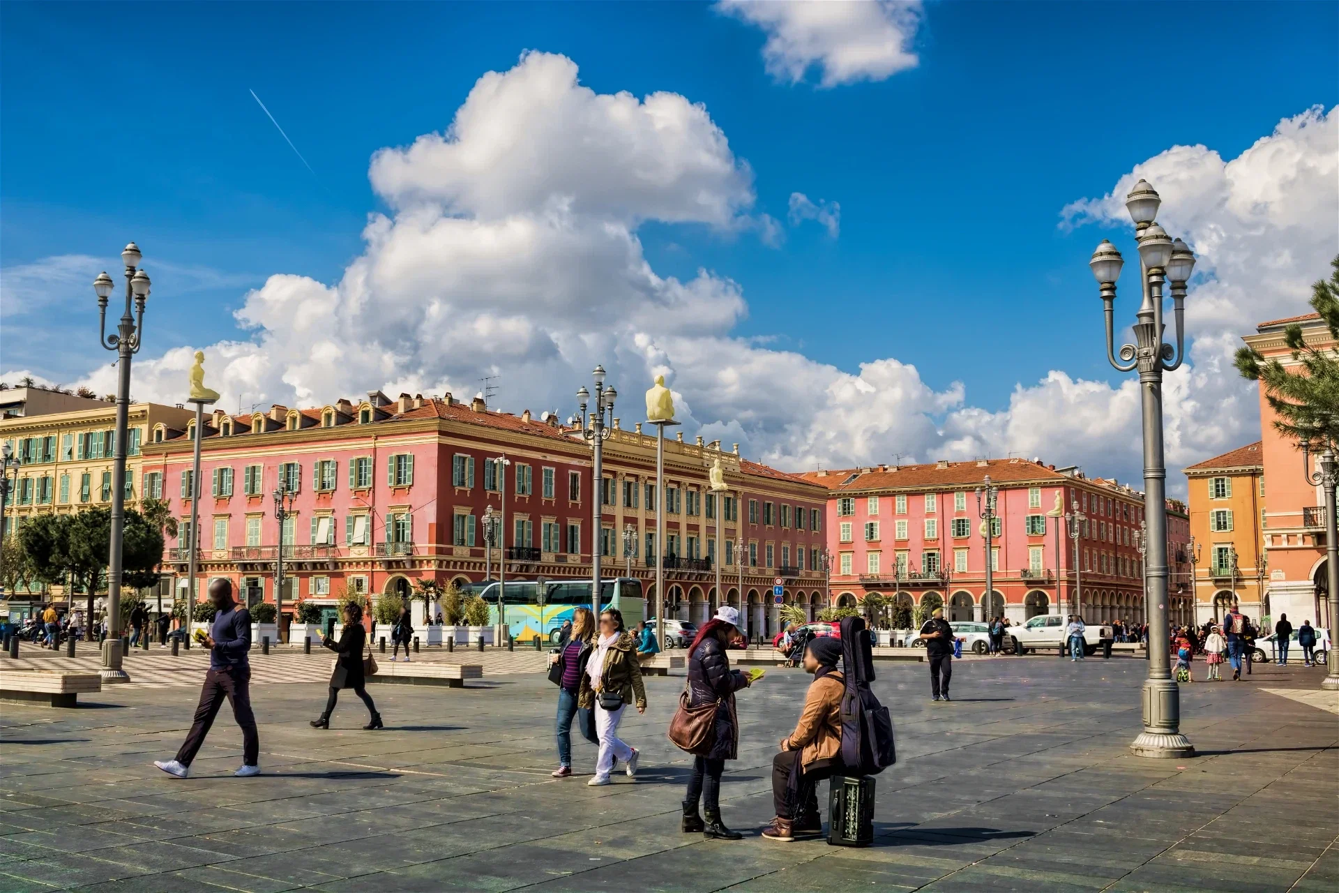 Poznejte Azurové pobřeží: Nice, Cannes a Monako na 5 nocí, letenky, detailní itinerář