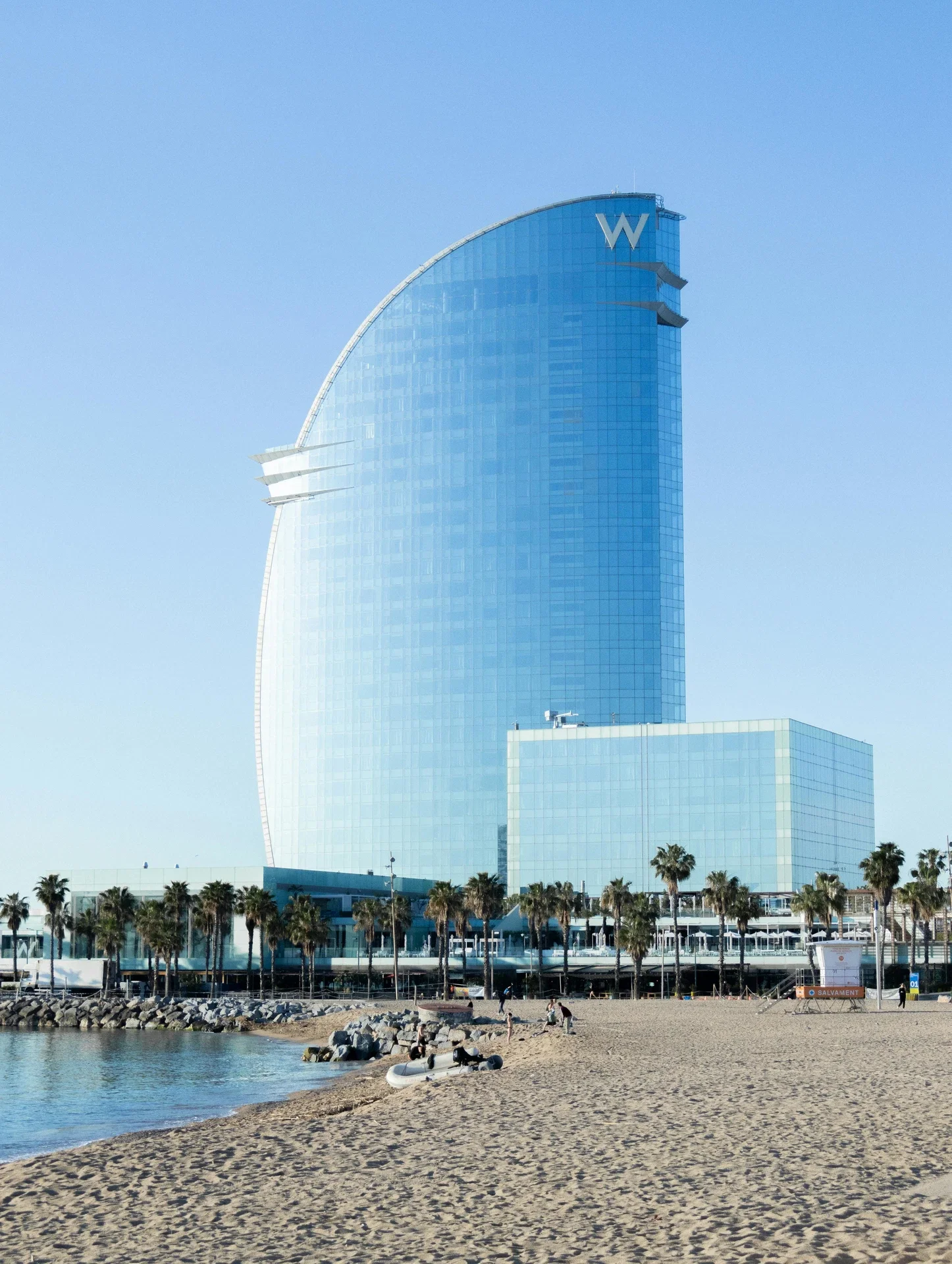 Na 4 dny do Barcelony: letenky, ubytování a itinerář míst k navštívení