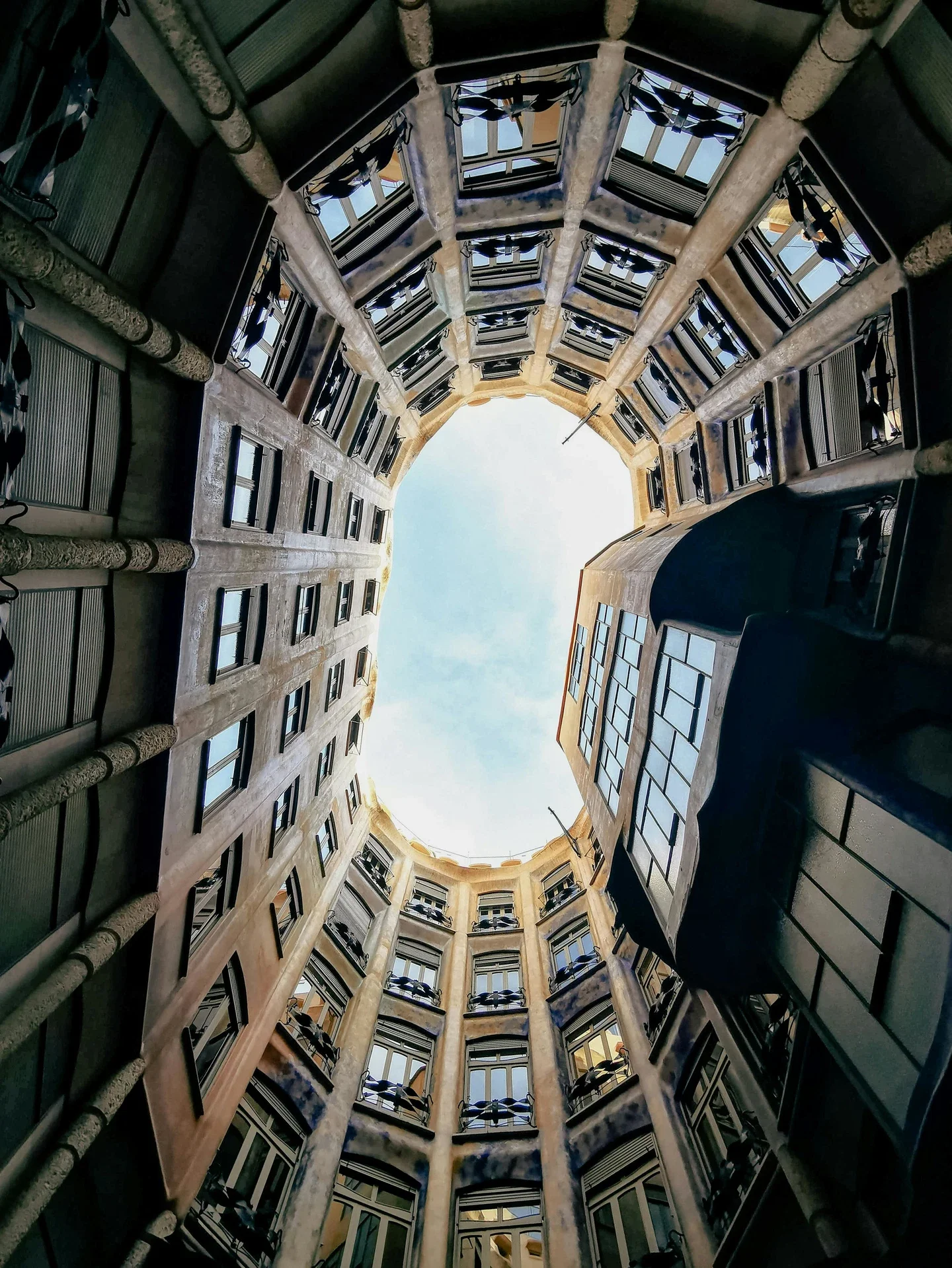 Na 4 dny do Barcelony: letenky, ubytování a itinerář míst k navštívení