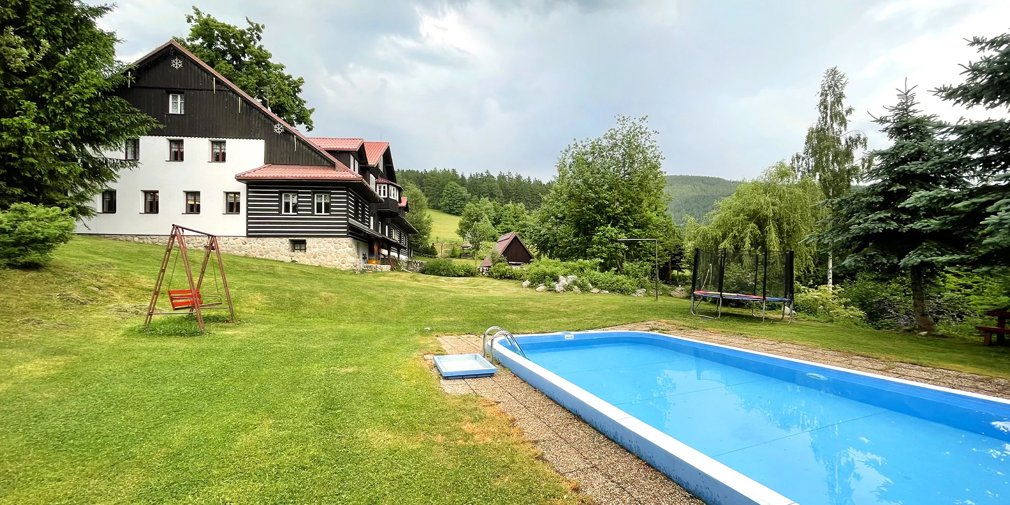 Turistická chata v Krkonoších s polopenzí až pro 6 os.