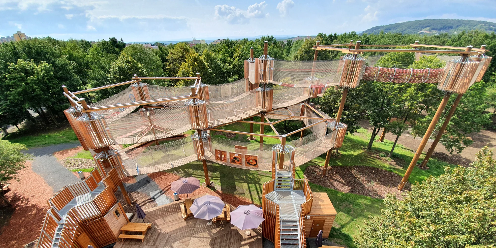 Vstup do 3D lanového bludiště pro 1-4 osoby Vstup do 3D lanového bludiště pro 1-4 osoby