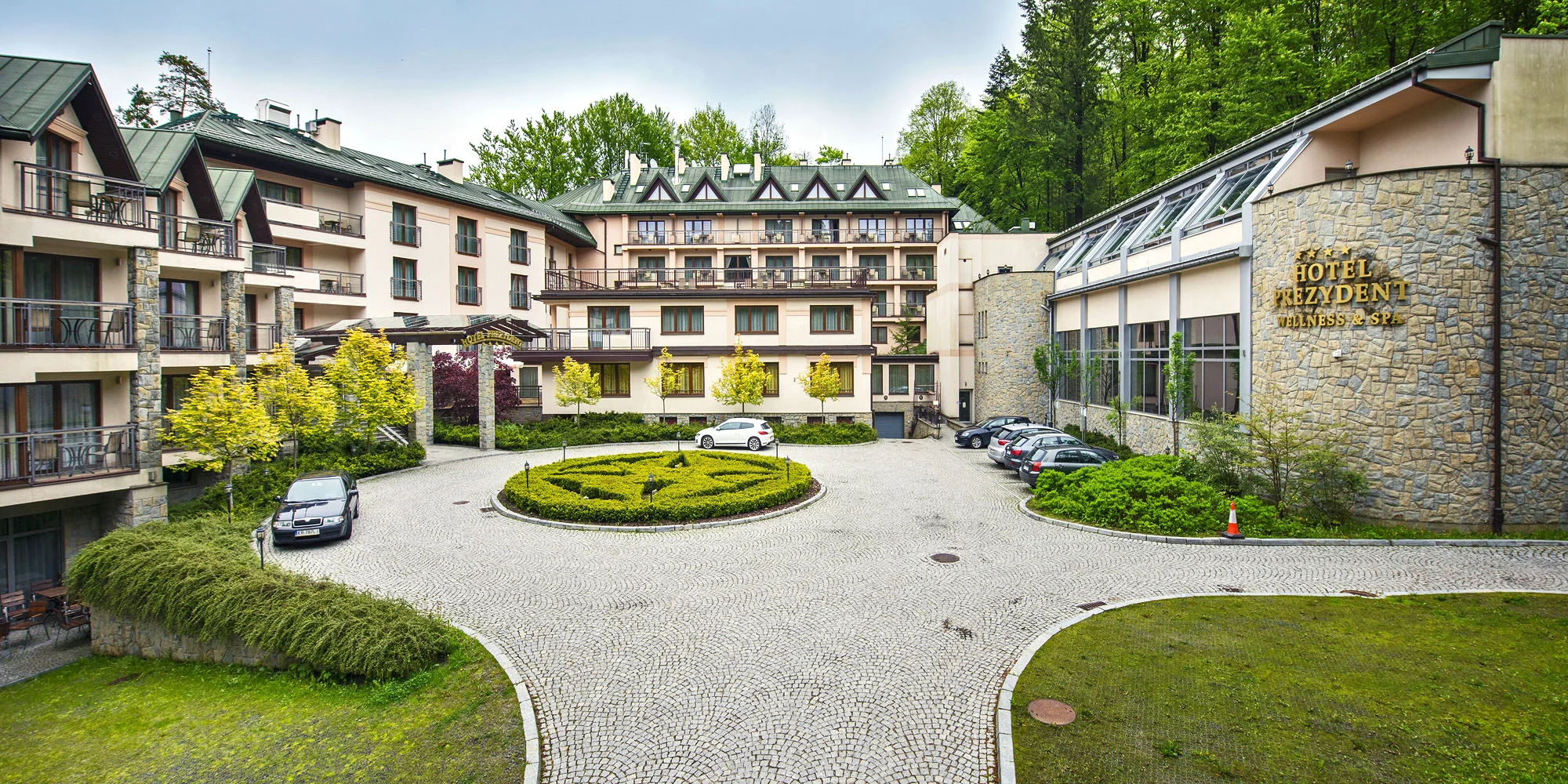 Wellness pobyt s polopenzí ve 4* hotelu v Krynici-Zdrój