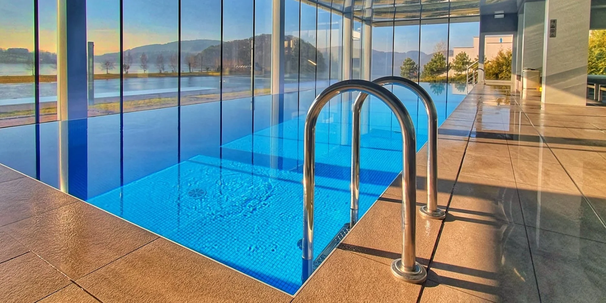 Polsko: 4* wellness pobyt u jezera se stravou a hernou