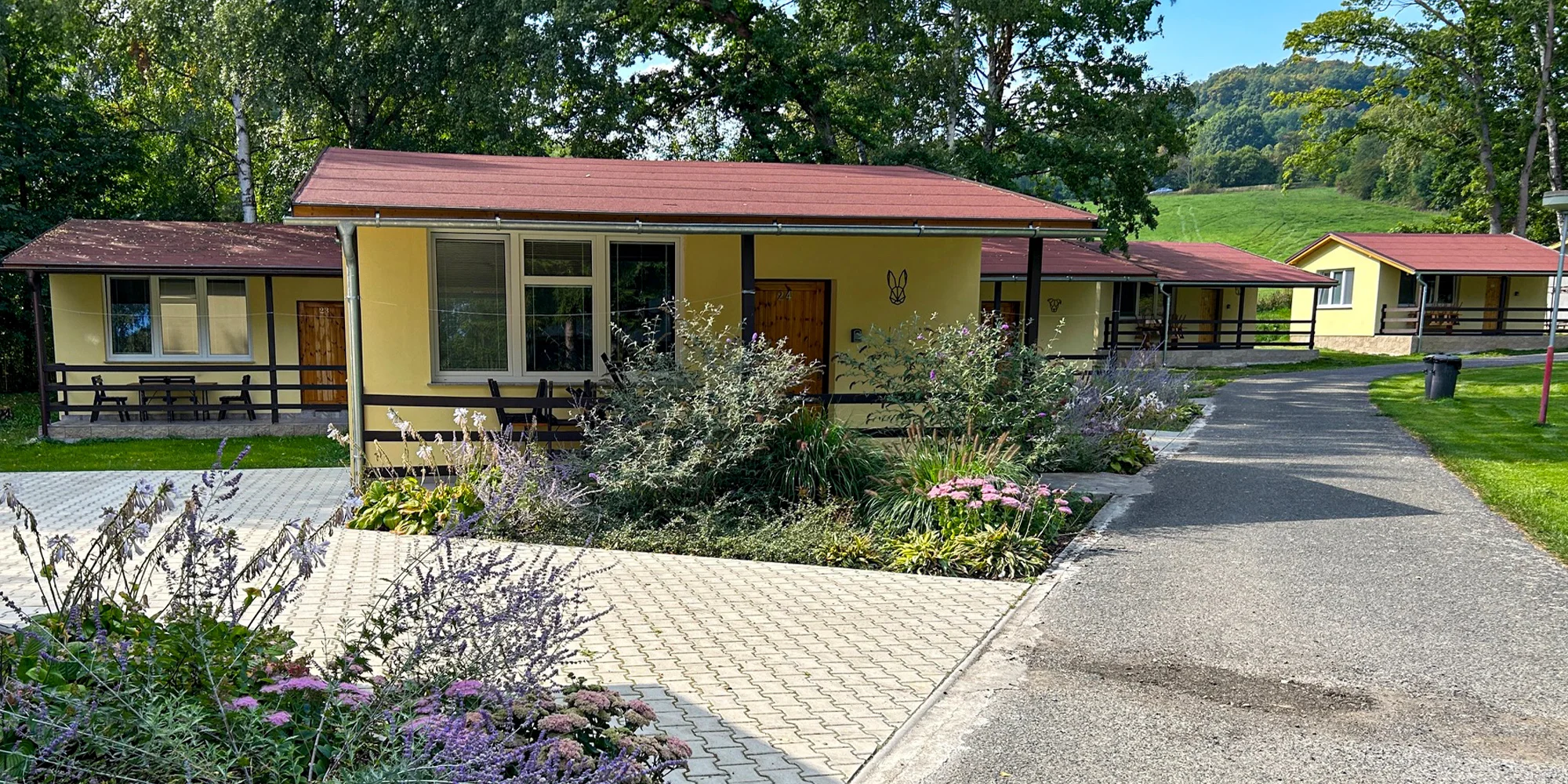 Chatky a apartmány v kempu s koupalištěm u Českého Švýcarska