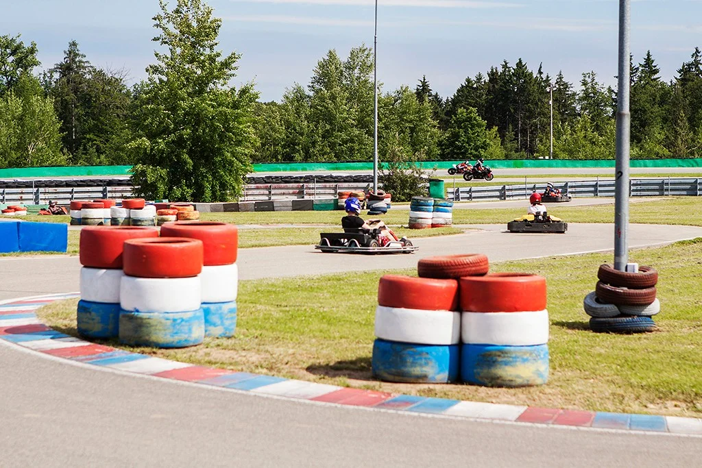 Staňte se mistrem Masarykova okruhu: 1, 2 nebo 6 jízd na motokáře