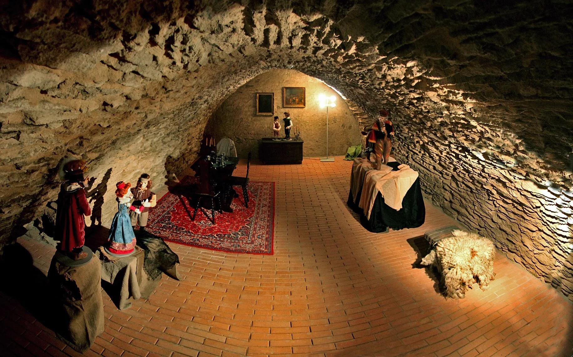 Výlet za historií: prohlídka hradu Svojanov pro jednoho, dva či celou rodinu