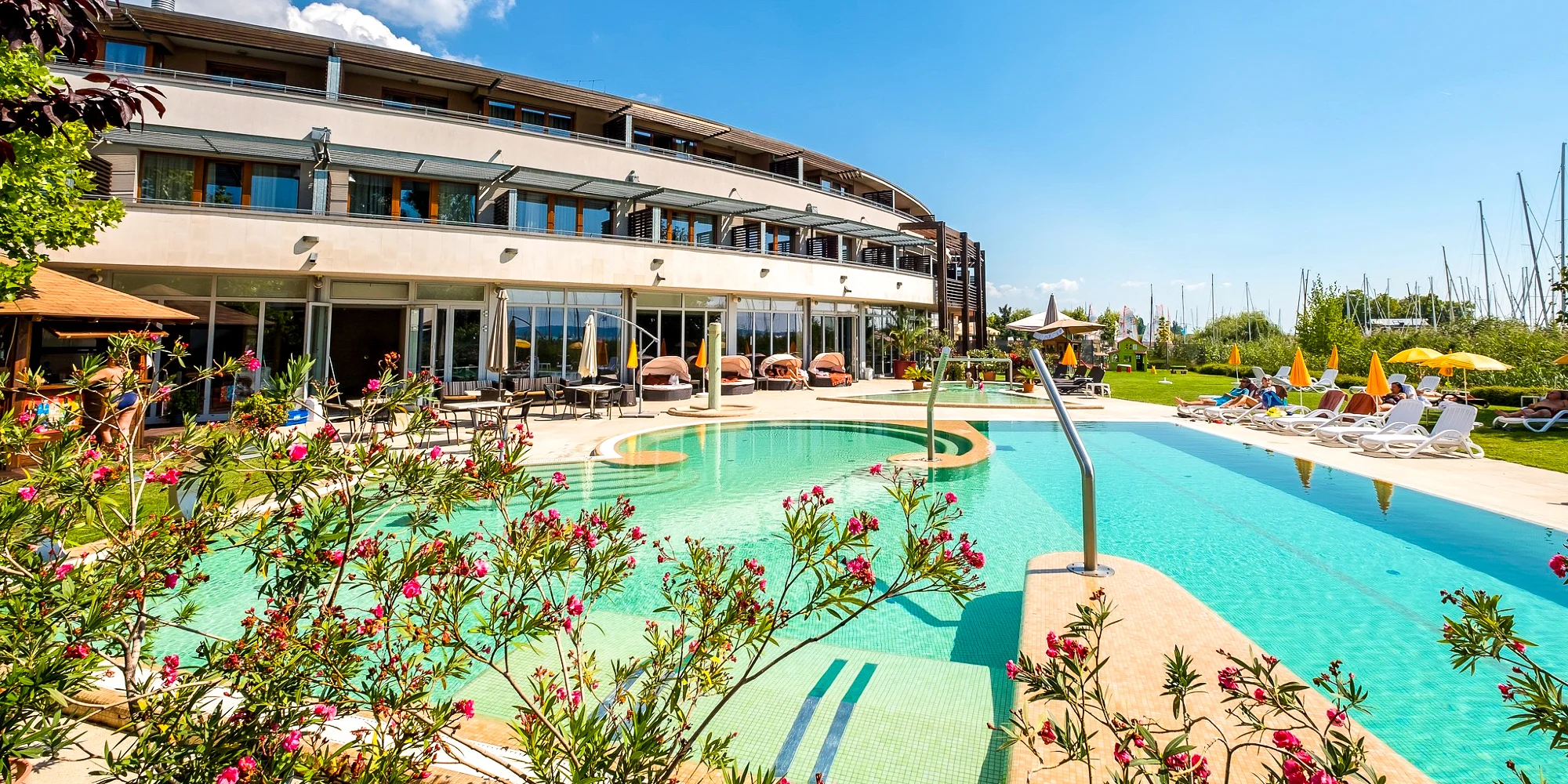 Dovolená na břehu Balatonu s polopenzí a wellness