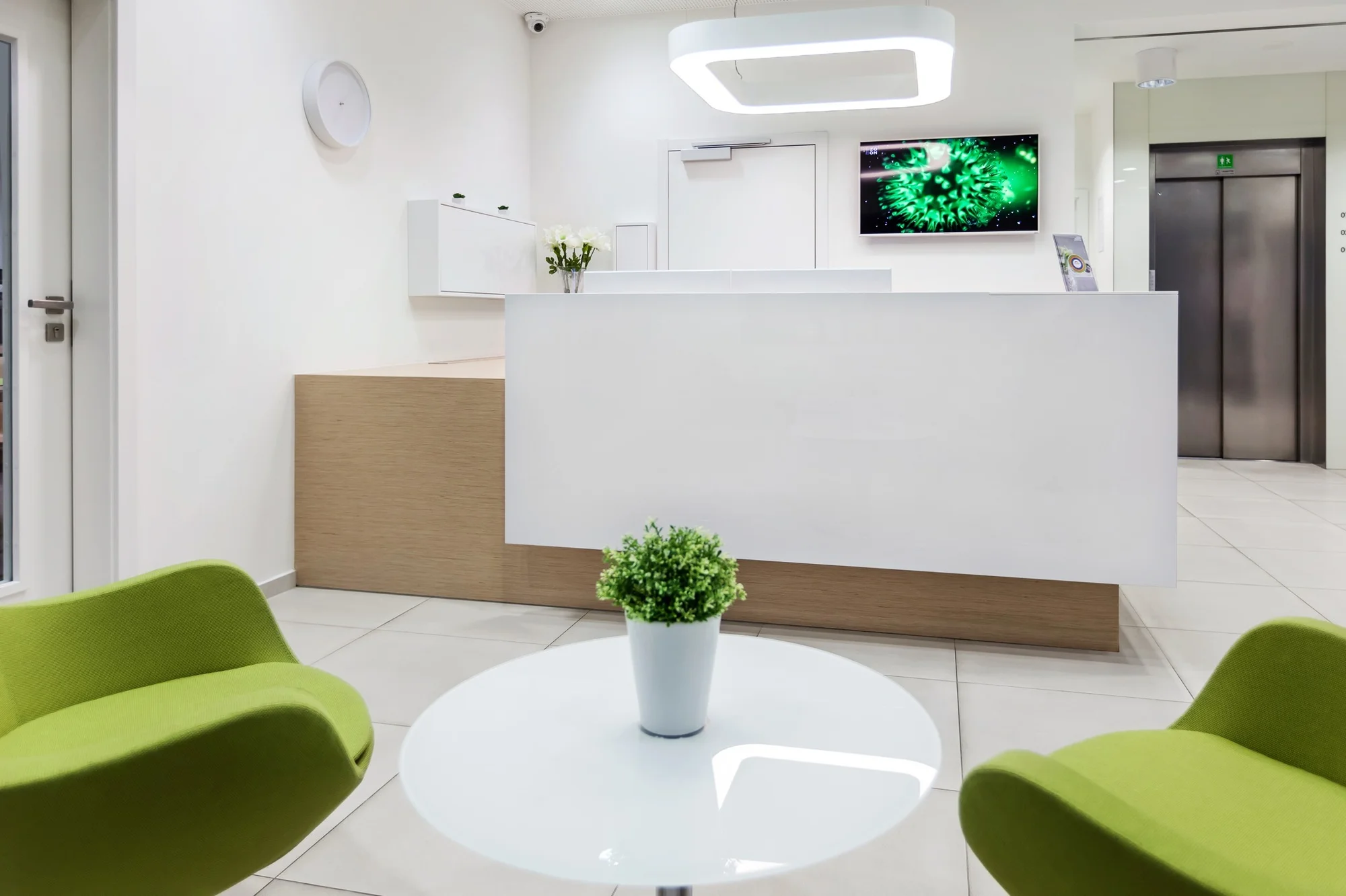 Pohoda nedaleko Baťova kanálu: moderní ubytování a bohaté snídaně