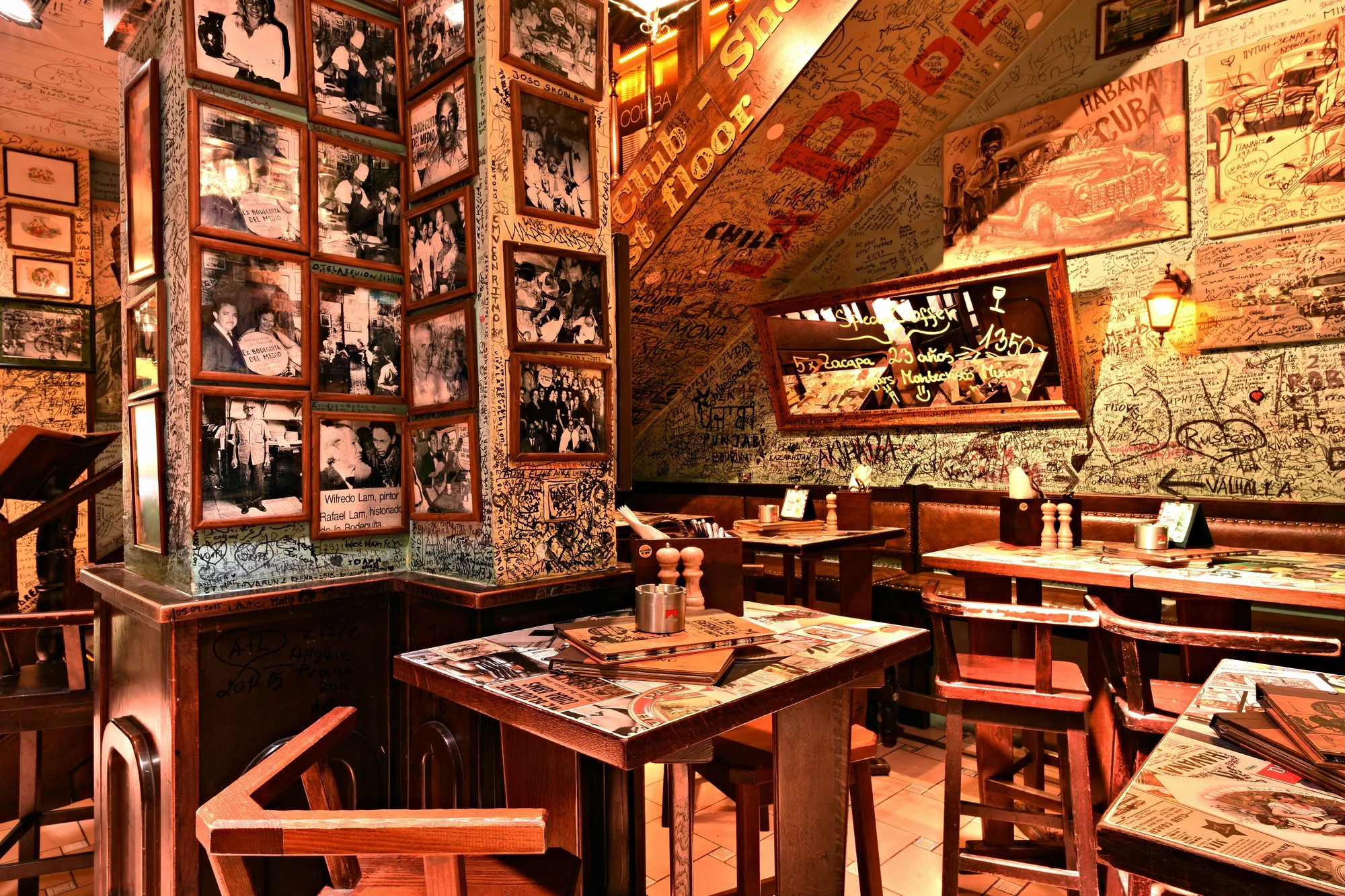 Dárkový poukaz na jídlo i pití v kubánské restauraci v hodnotě 500 až 2000 Kč
