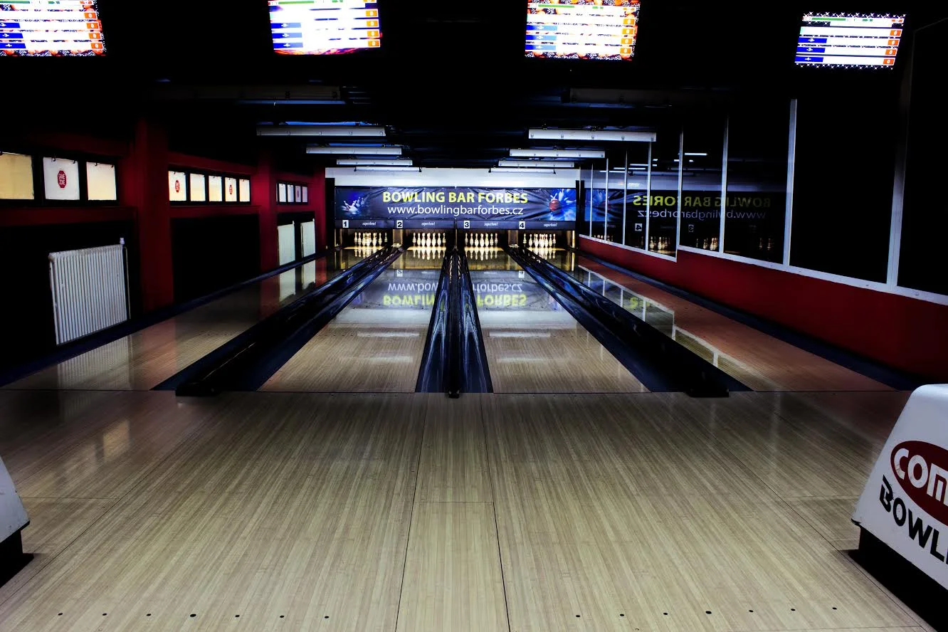 Rozkulte to: bowling na 1 nebo 2 hodiny až pro 6 osob včetně zapůjčení bot