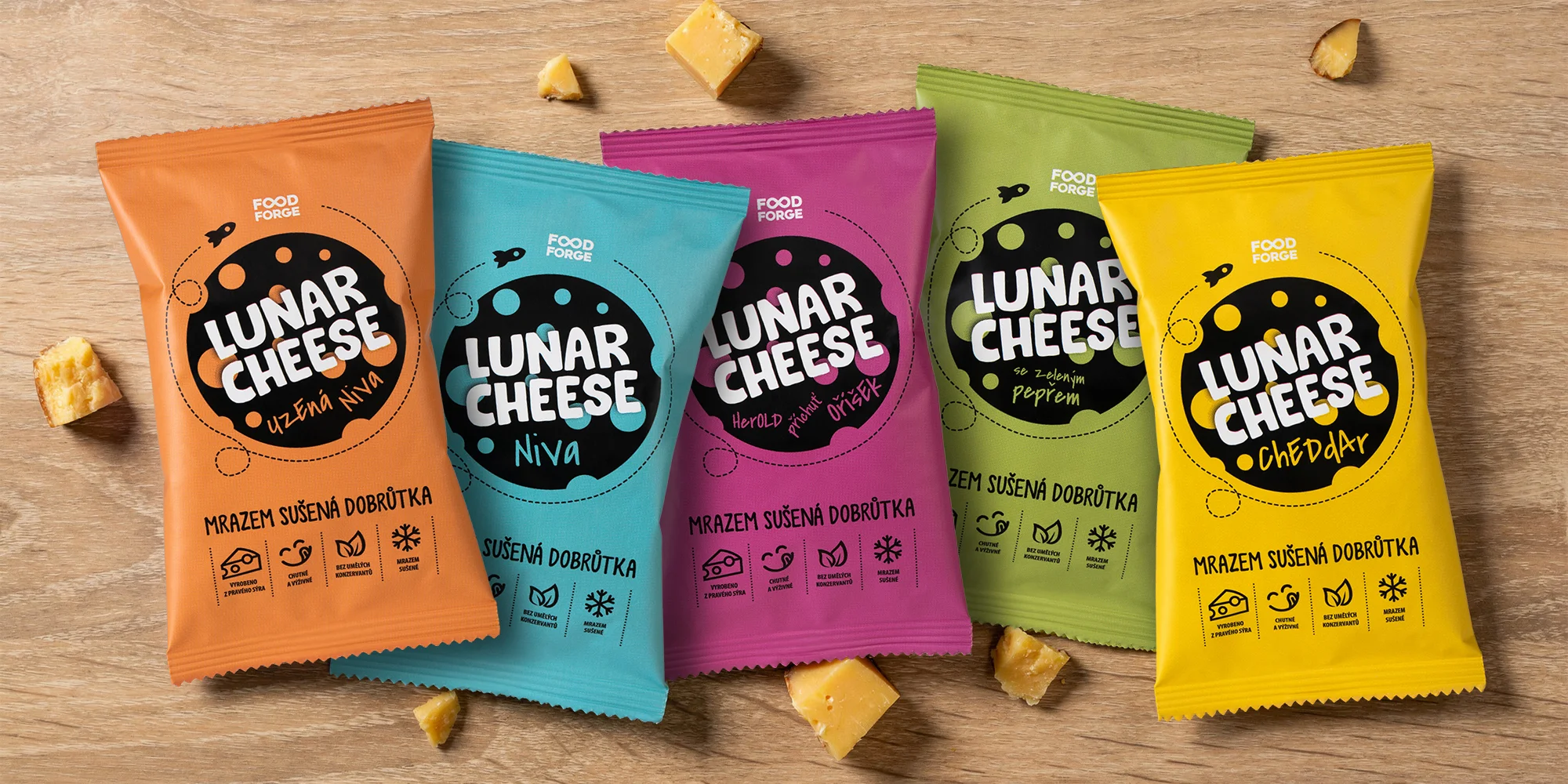 Mrazem sušené sýry: niva, cheddar, zelený pepř i mix
