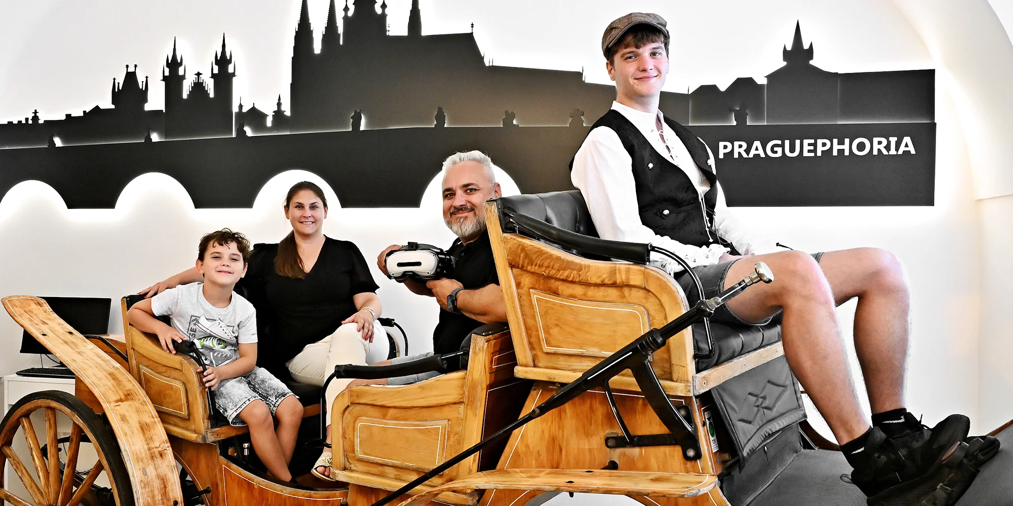 Večerní Praha po stopách Dana Browna s VR zážitkem a proseccem