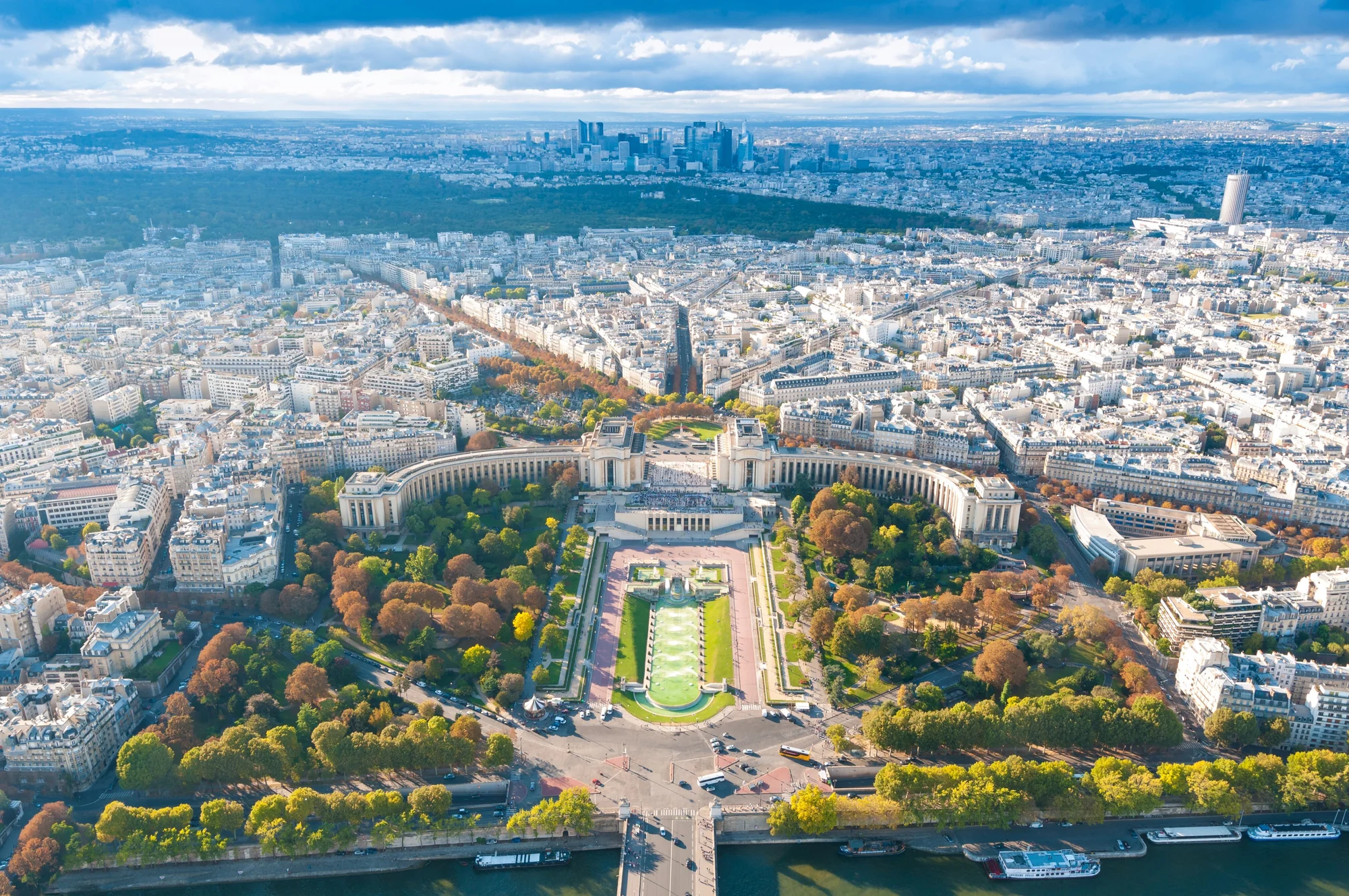 4denní zájezd do Paříže a Versailles s 1 nocí v hotelu a průvodcem