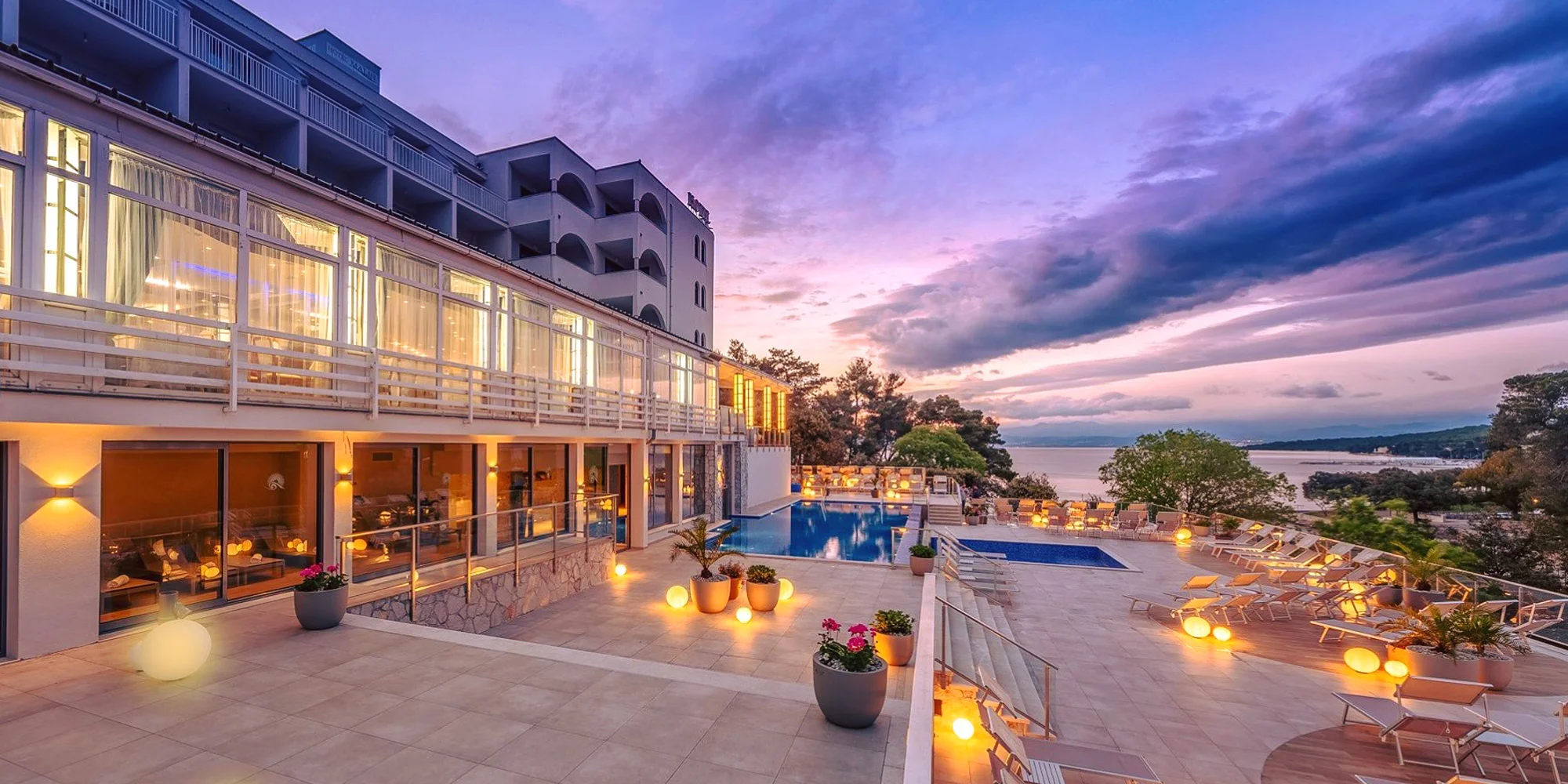 4* hotel na Krku: polopenze, bazény, děti zdarma