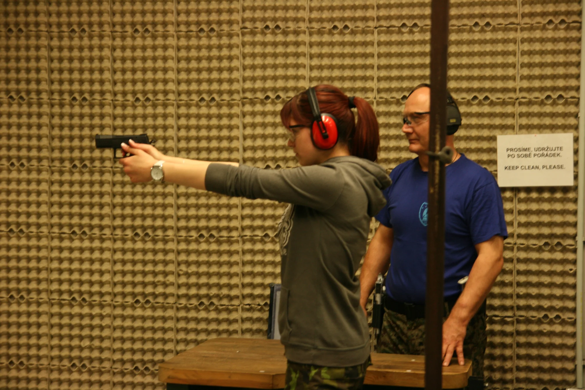 Střelecké balíčky pro jednotlivce i páry: Glock, Colt i samonabíjecí puška