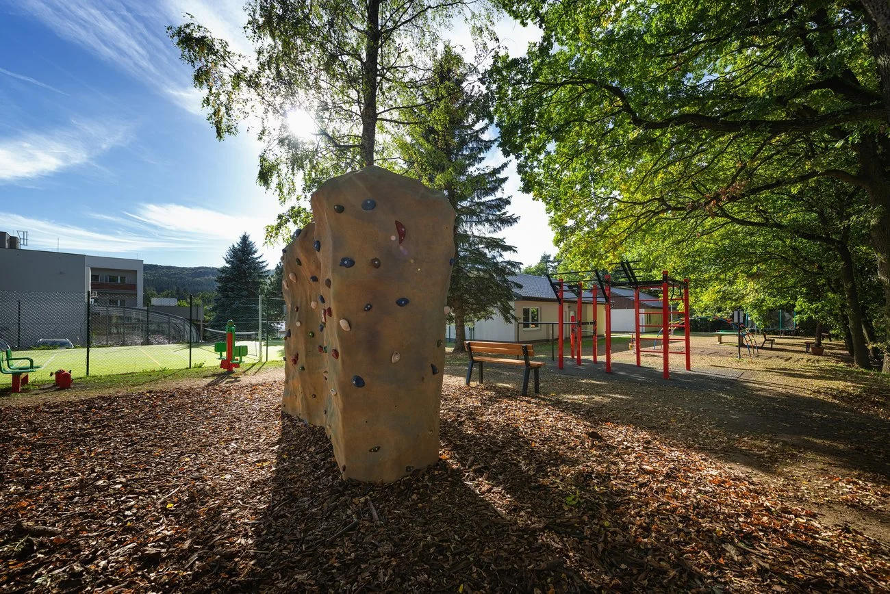 Dovolená v Železných horách: vila nebo chatka, venkovní bazén a wellness, varianty se snídaní