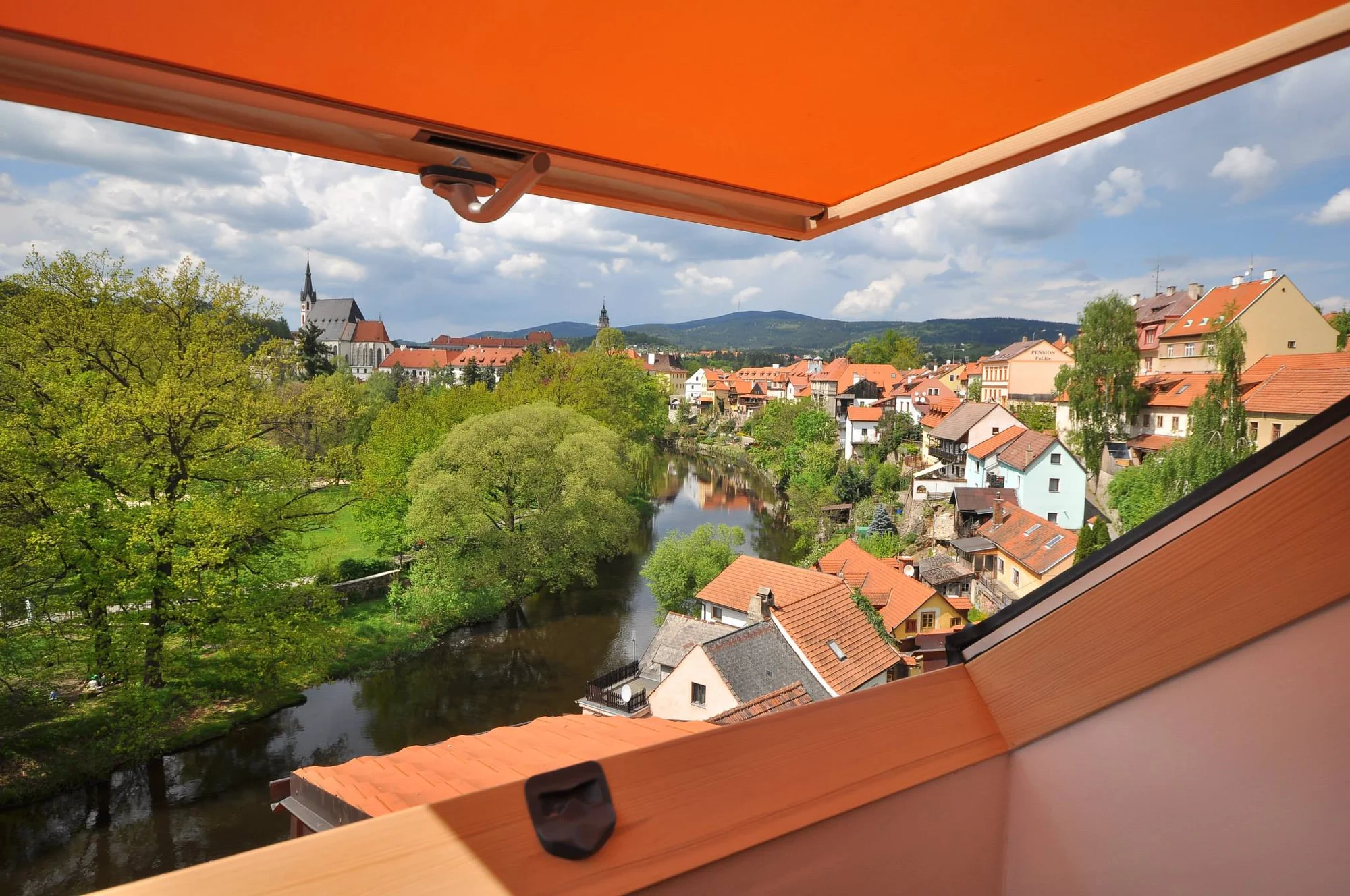 Vyrazte za krásami Českého Krumlova: penzion se snídaní, 5 minut chůze od centra