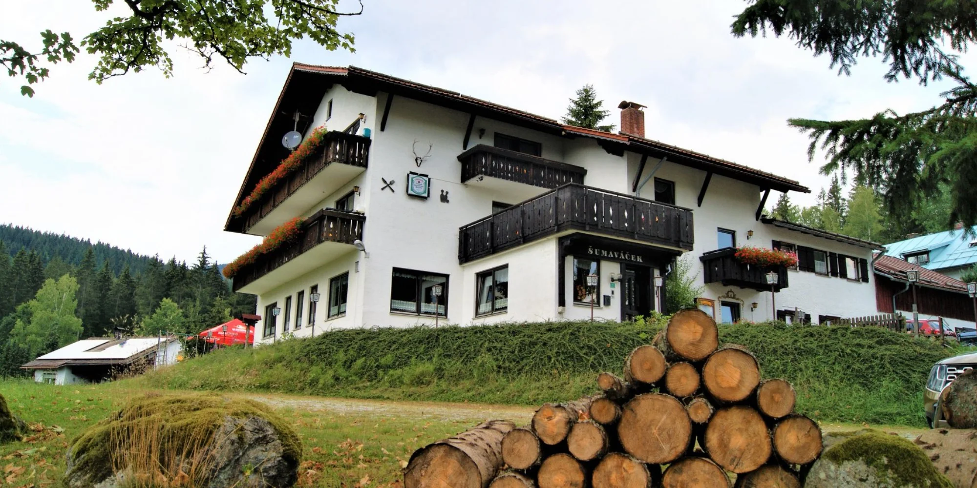 Bavorská strana Šumavy: jídlo, turistika i kuželky