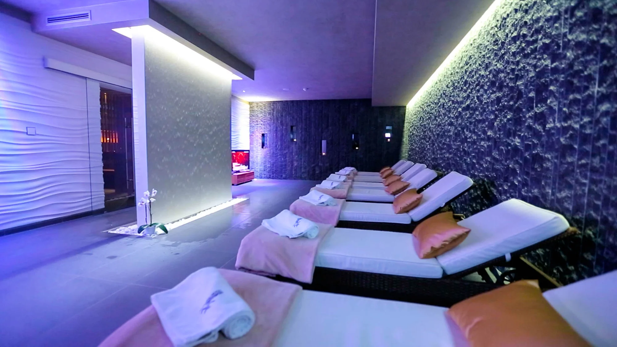 Dovolená ve Vysokých Tatrách: wellness pobyt v luxusním resortu s polopenzí, animační program