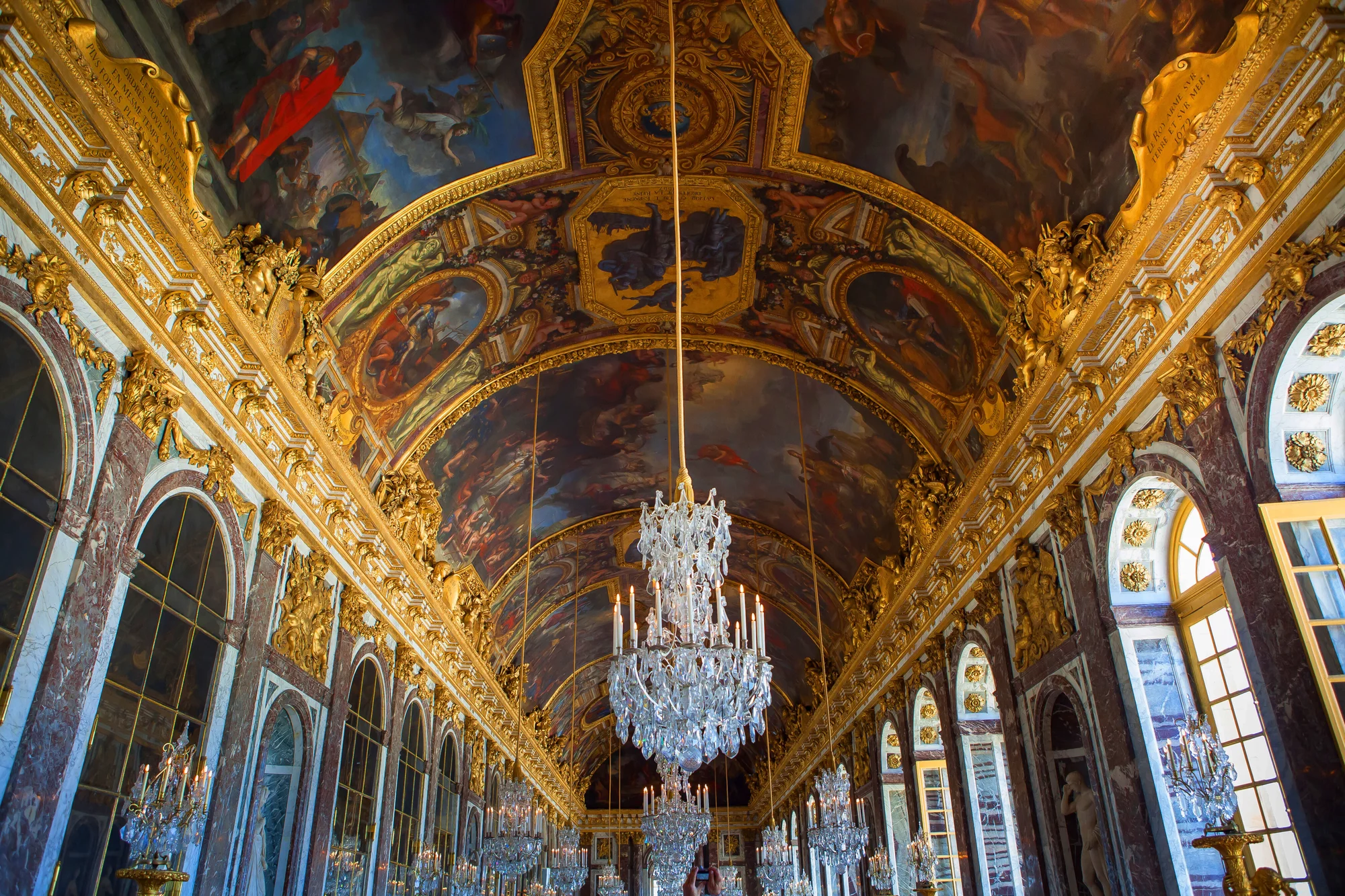 4denní zájezd do Paříže a Versailles s 1 nocí v hotelu a průvodcem