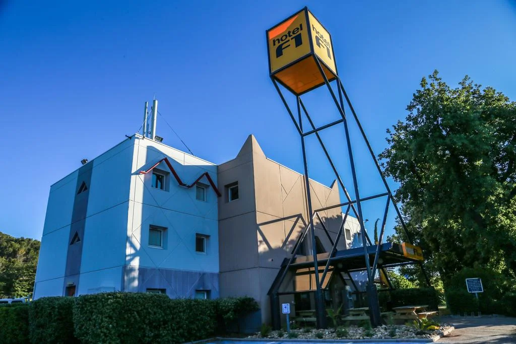 Poznávací zájezd za krásami Francouzské riviéry: Nice, St. Tropéz i Monako, autobusem na 2 noci