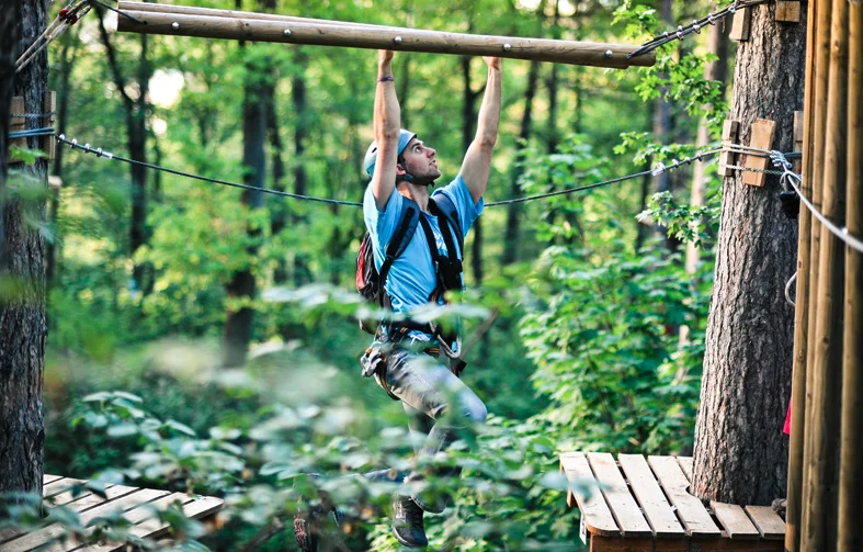 Odlepte se od země: vstupy do lanového centra Jungle Park pro děti i dospělé