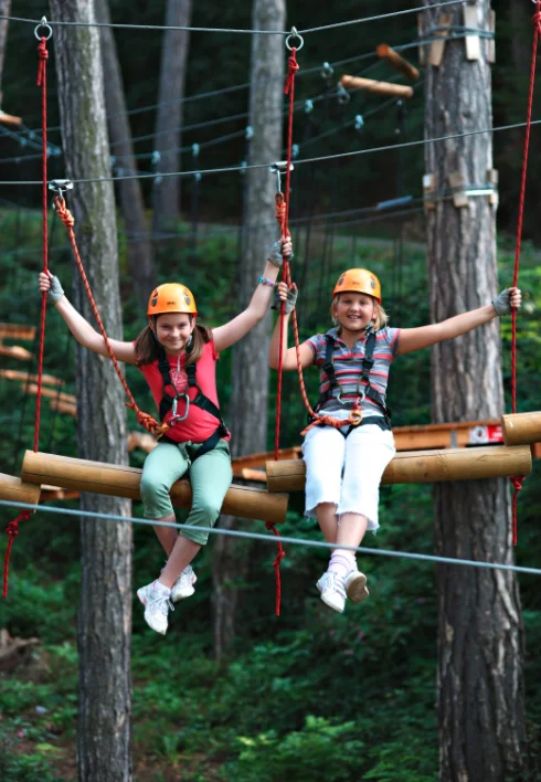 Odlepte se od země: vstupy do lanového centra Jungle Park pro děti i dospělé