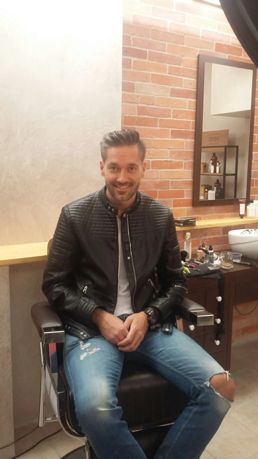 Budete fešák: all inclusive péče o vousy a vlasy v barbershopu