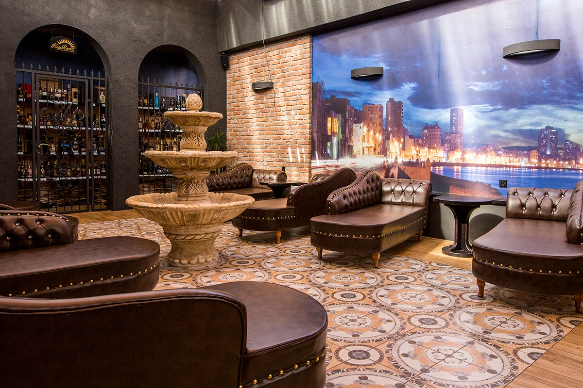 Degustace špičkových rumů ve VIP salonku restaurace Havana pro 2 osoby
