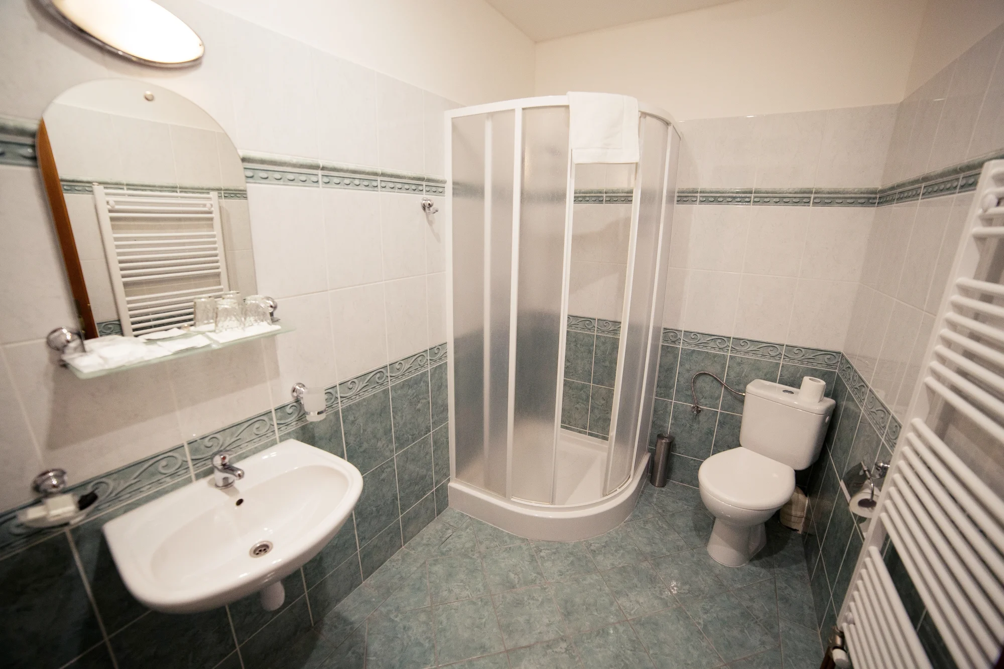 Příjemný pobyt v historickém hotelu v centru Banské Štiavnice se snídaní či polopenzí